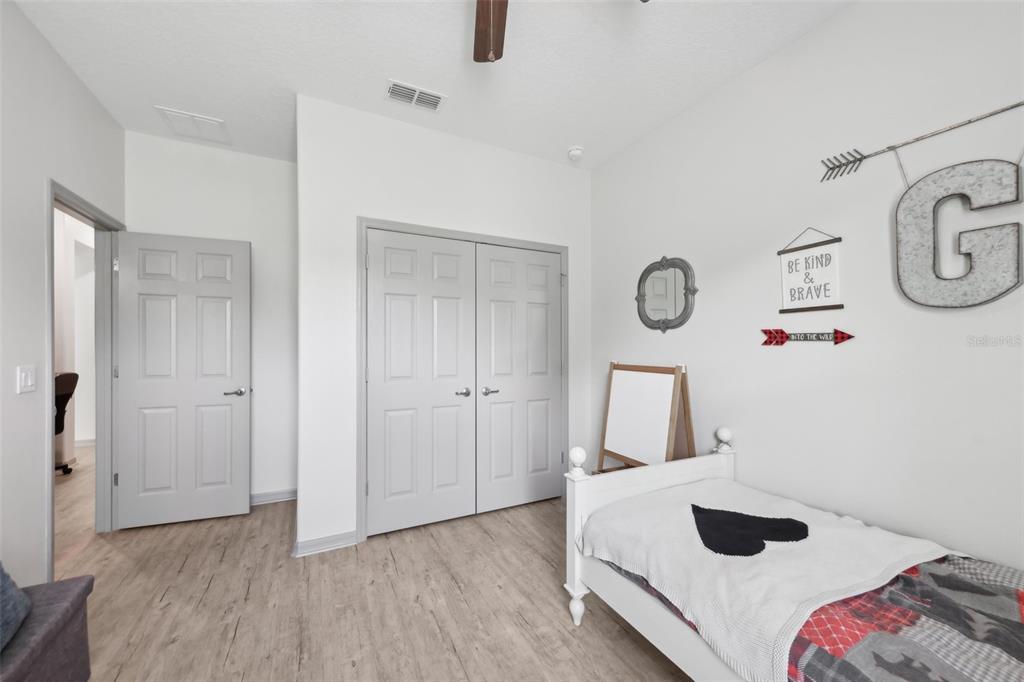 Clermont, Florida, 34711, United States, 5 Bedrooms Bedrooms, ,3 BathroomsBathrooms,Residential,For Sale,1840376