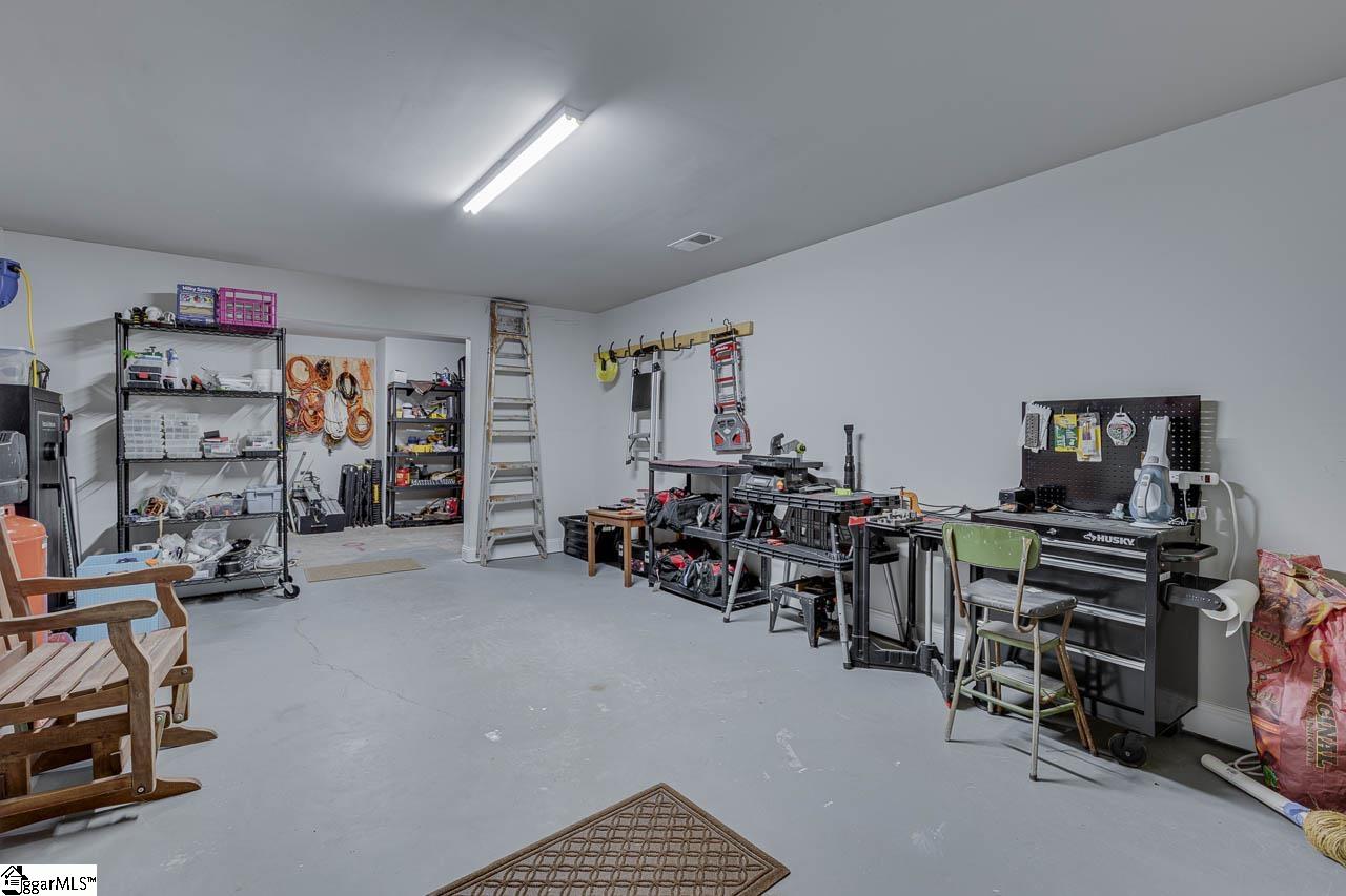 Travelers Rest, South Carolina, 29690, United States, 7 Bedrooms Bedrooms, ,5 BathroomsBathrooms,Residential,For Sale,2001844