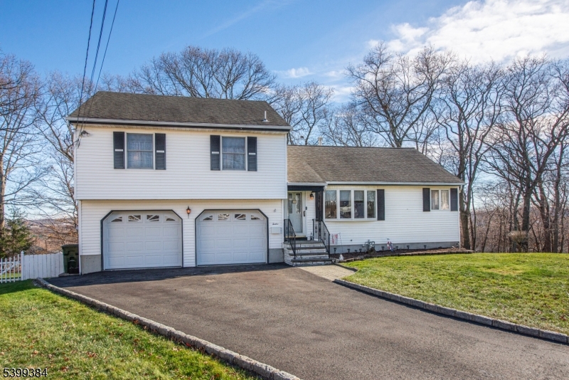 Wharton Boro, New Jersey, 07885, United States, 3 Bedrooms Bedrooms, ,2 BathroomsBathrooms,Residential,For Sale,2003282