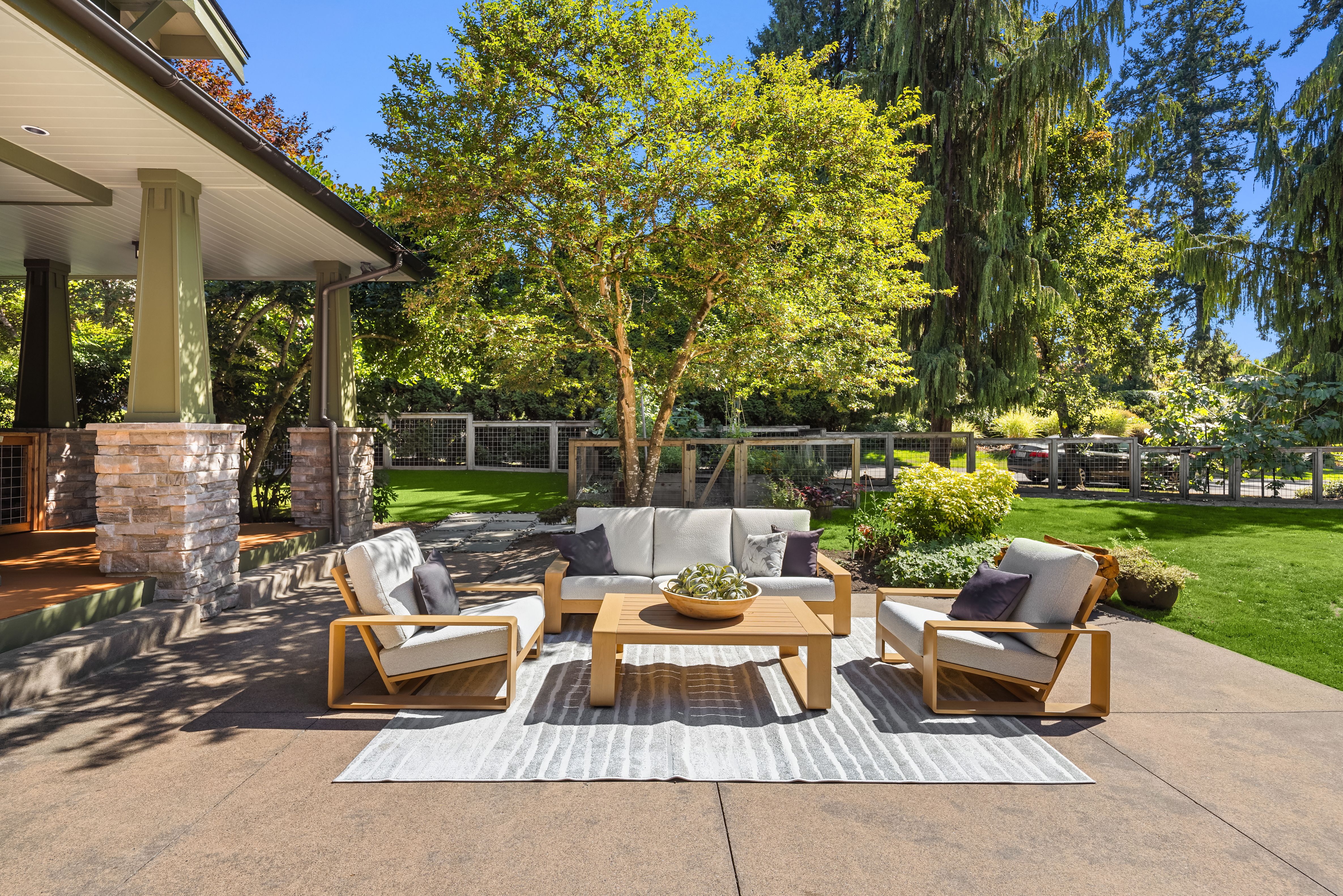  1411 8th St W, Kirkland, WA 98033 - 物件實景