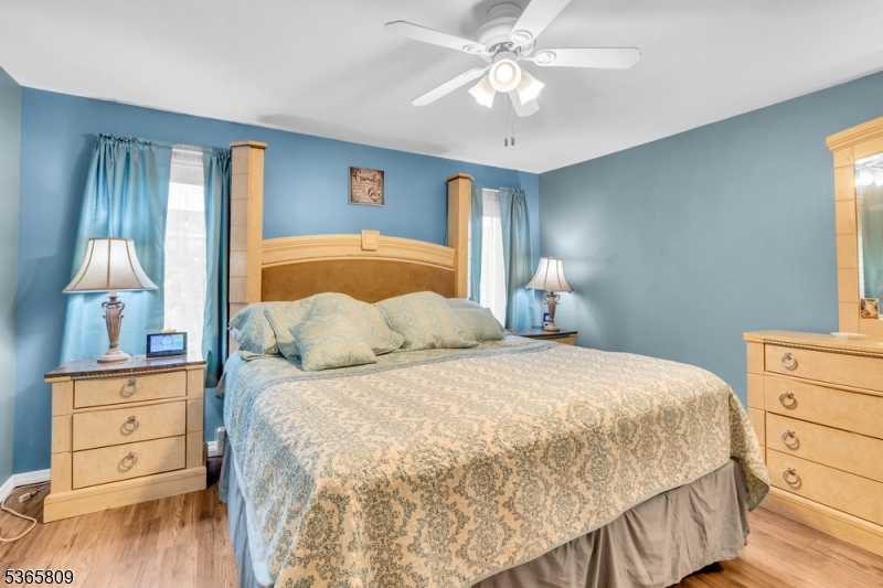 Franklin Twp., New Jersey, 07882, United States, 4 Bedrooms Bedrooms, ,3 BathroomsBathrooms,Residential,For Sale,1957120