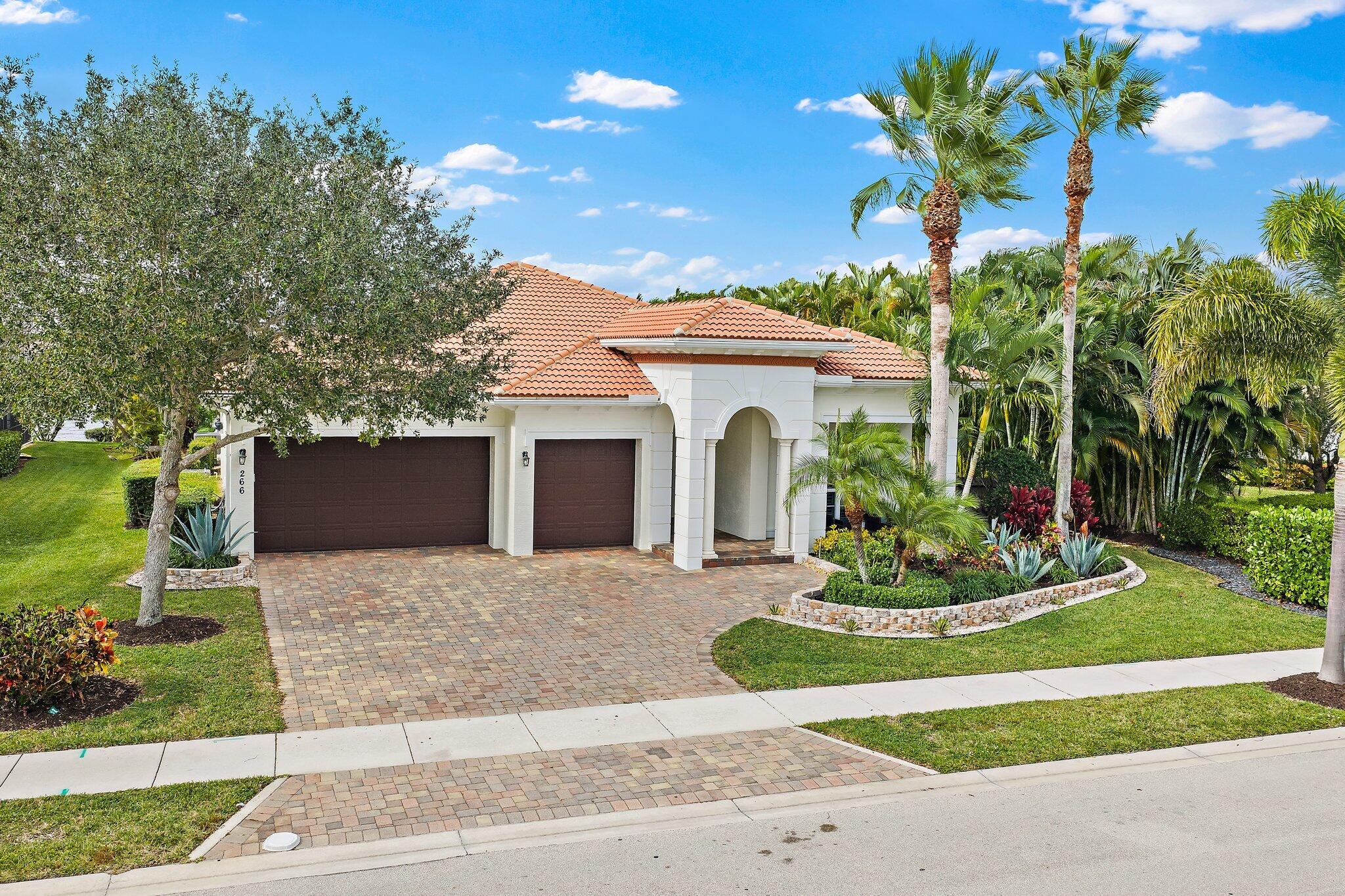 Jupiter, Florida, 33458, United States, 4 Bedrooms Bedrooms, ,3 BathroomsBathrooms,Residential,For Sale,2003514