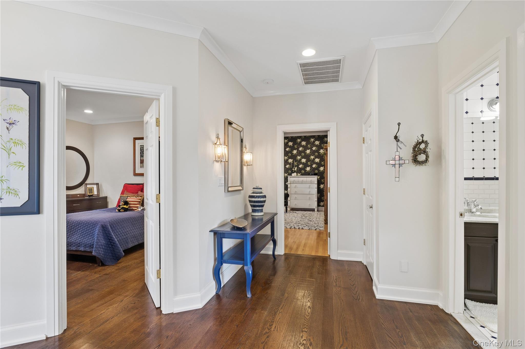  14 Esmond Avenue, Melville, NY, 11747 - 物件實景