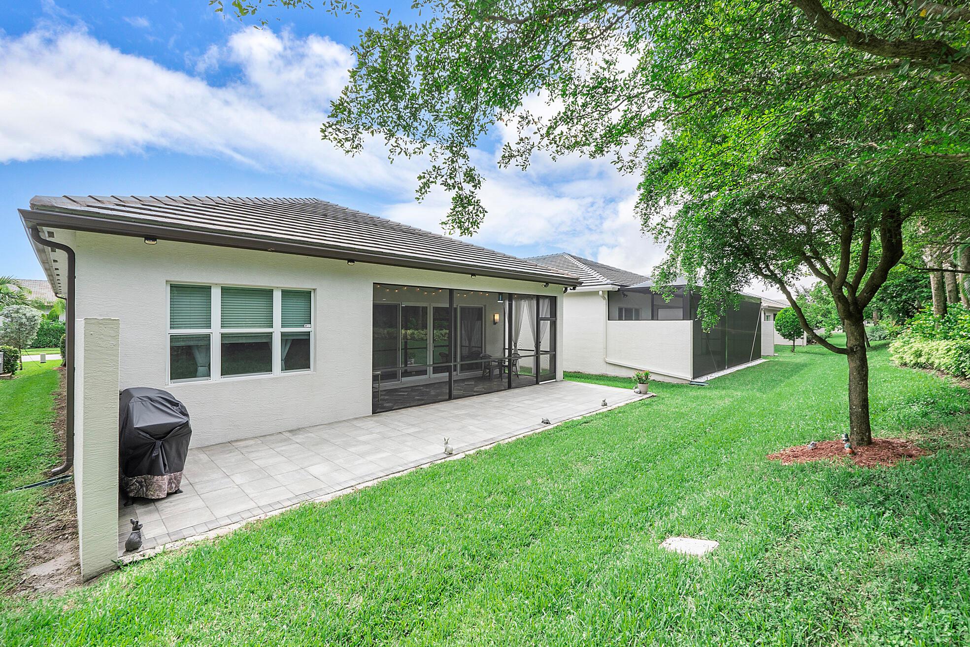Boynton Beach, Florida, 33473, United States, 2 Bedrooms Bedrooms, ,2 BathroomsBathrooms,Residential,For Sale,1900739