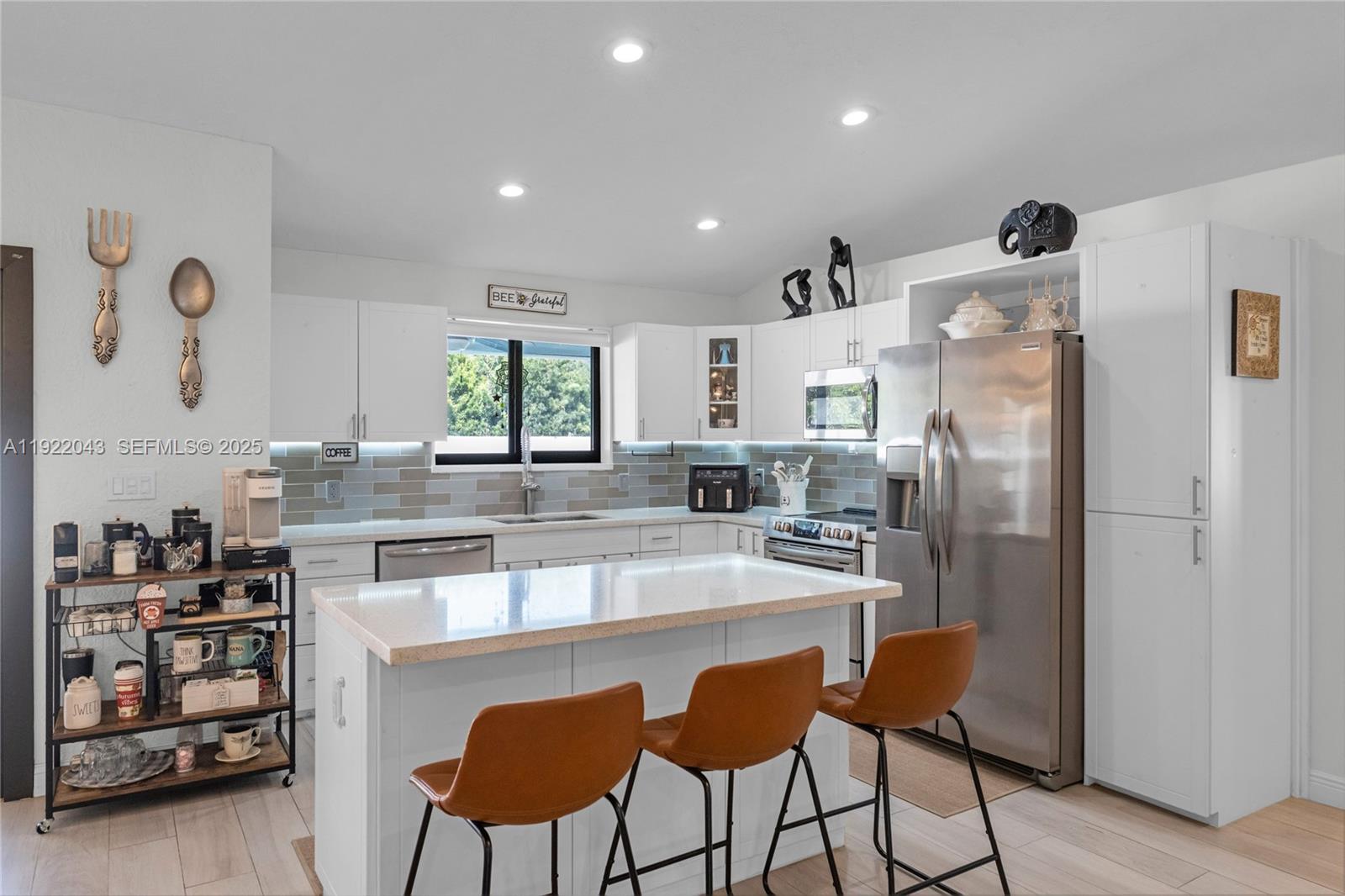 Miami Lakes, Florida, 33016, United States, 3 Bedrooms Bedrooms, ,3 BathroomsBathrooms,Residential,For Sale,2002198