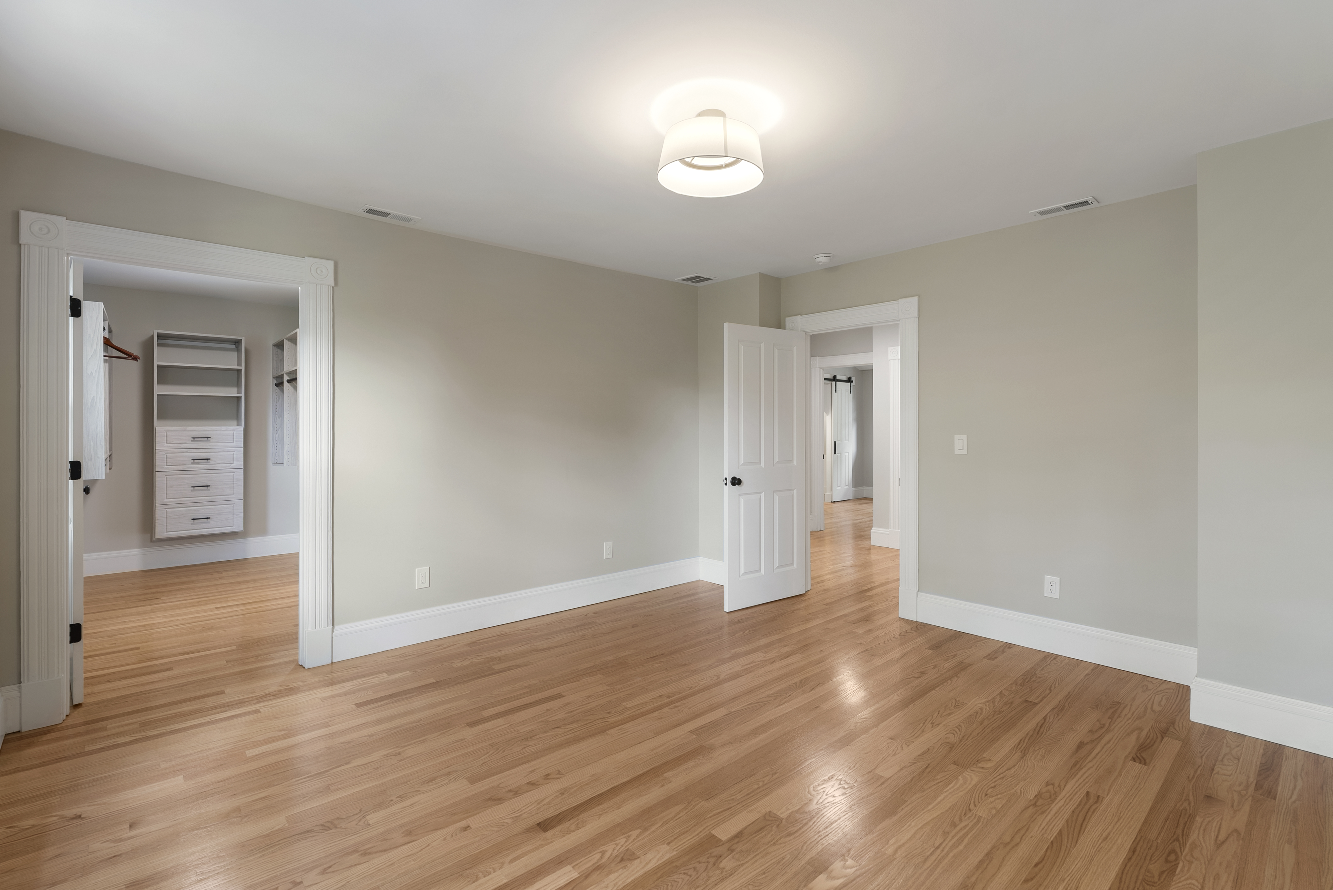  102 Huntington Street - 物件實景