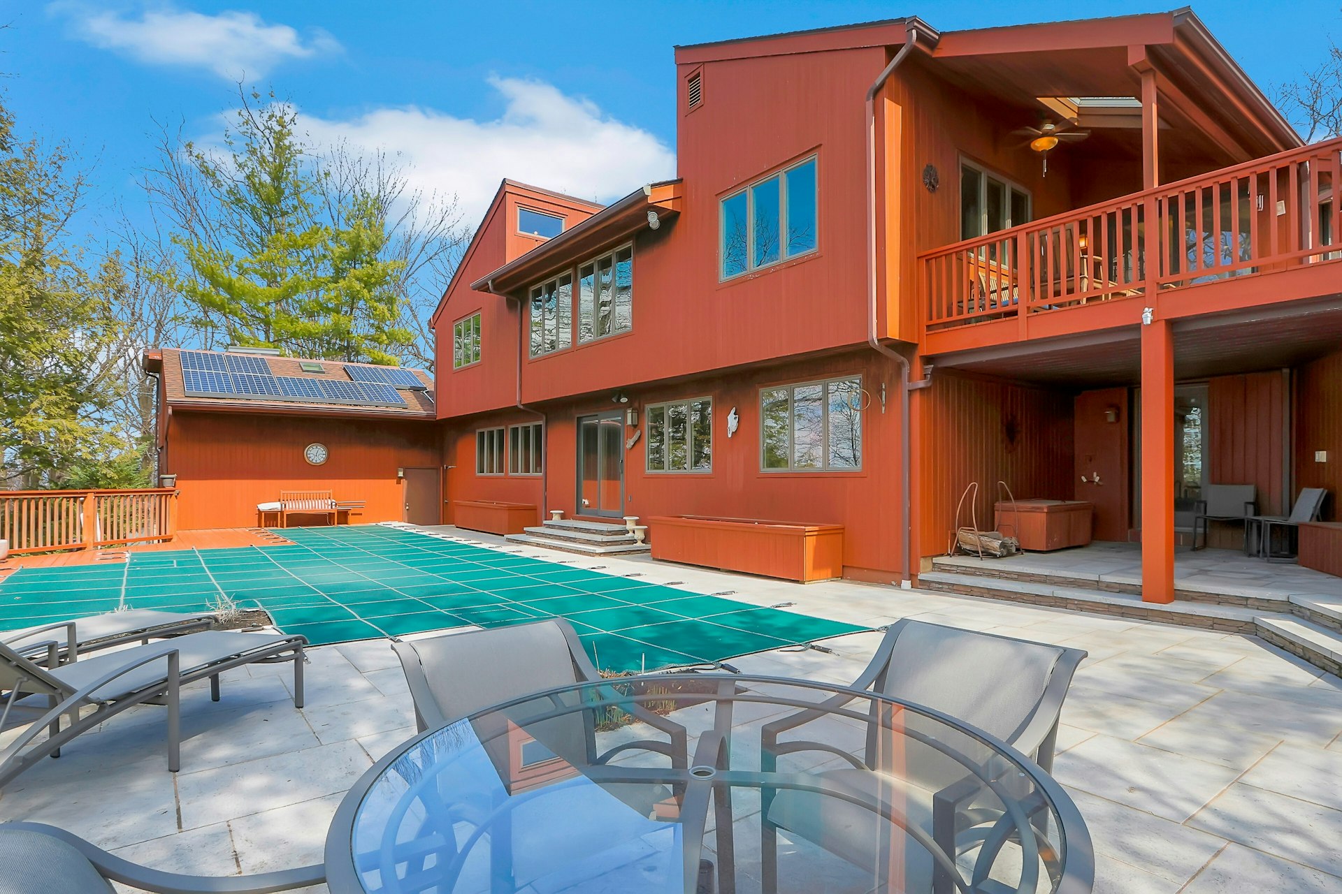  Mountain-Top Sanctuary - 物件實景