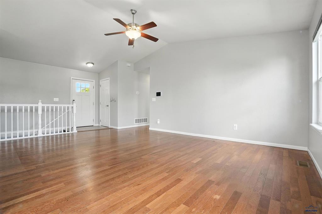 Rapid City, South Dakota, 57702, United States, 5 Bedrooms Bedrooms, ,3 BathroomsBathrooms,Residential,For Sale,1980824