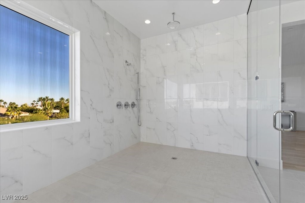 Las Vegas, Nevada, 89135, United States, 5 Bedrooms Bedrooms, ,6 BathroomsBathrooms,Residential,For Sale,1987610