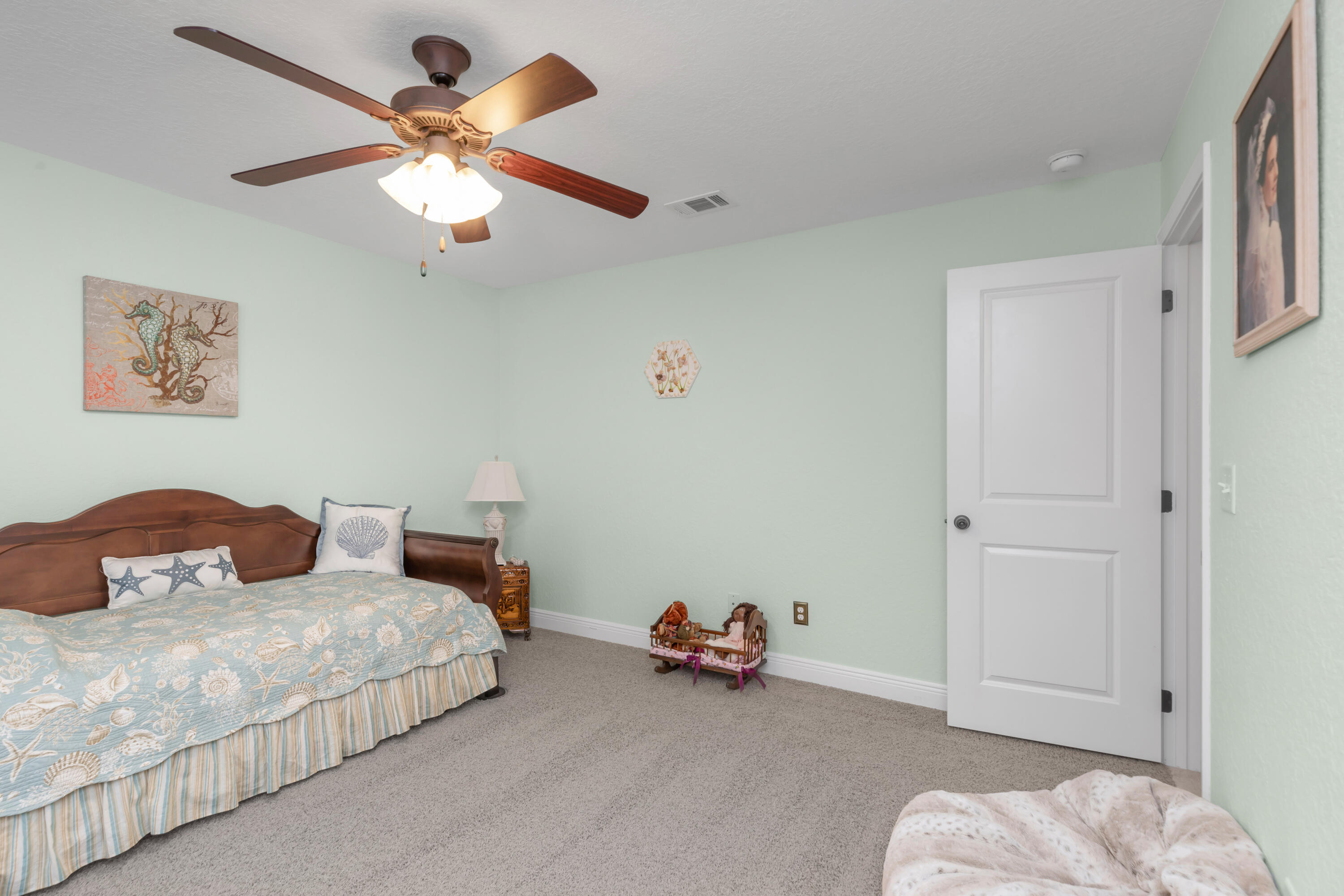 Crestview, Florida, 32536, United States, 4 Bedrooms Bedrooms, ,3 BathroomsBathrooms,Residential,For Sale,1827914