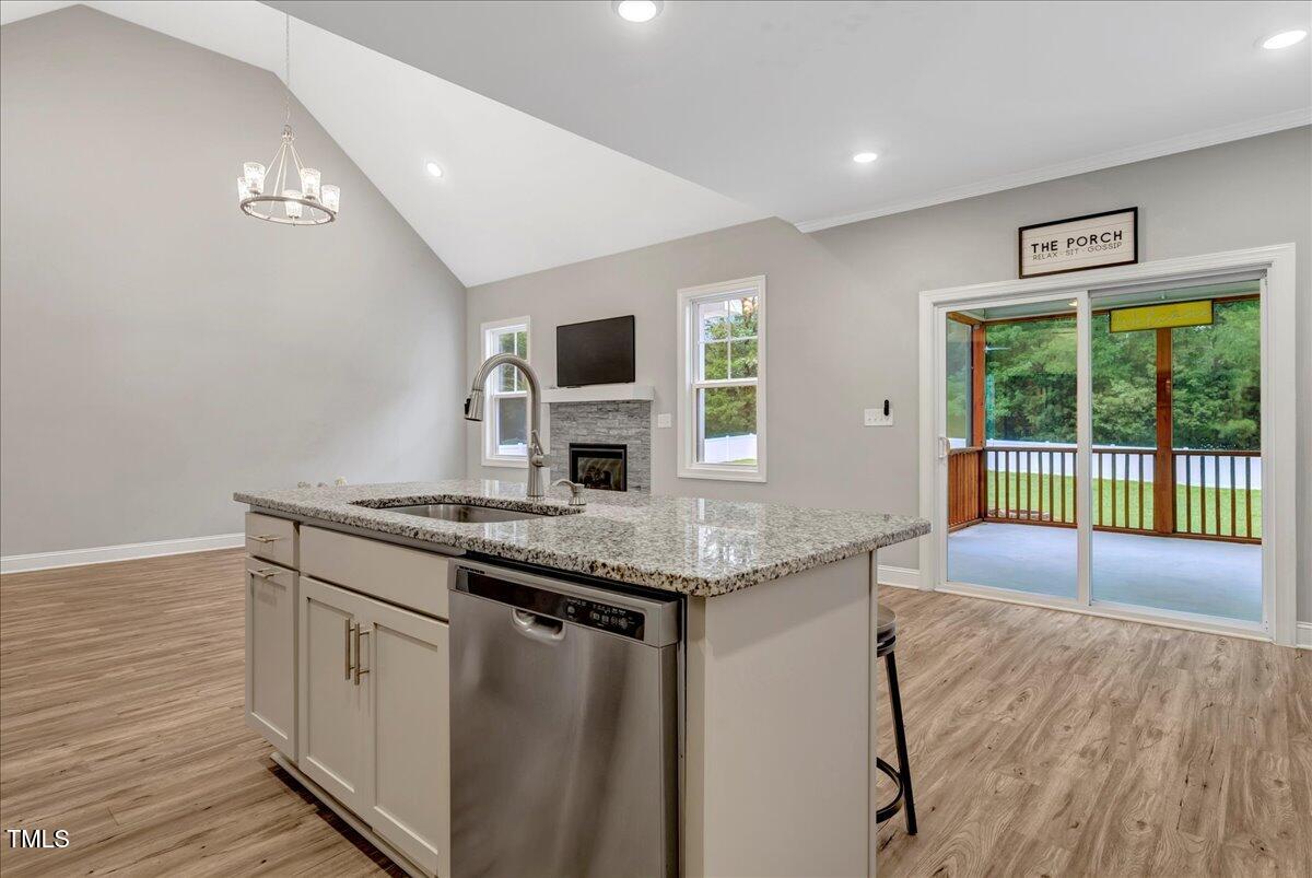 Oxford, North Carolina, 27565, United States, 3 Bedrooms Bedrooms, ,3 BathroomsBathrooms,Residential,For Sale,1911867