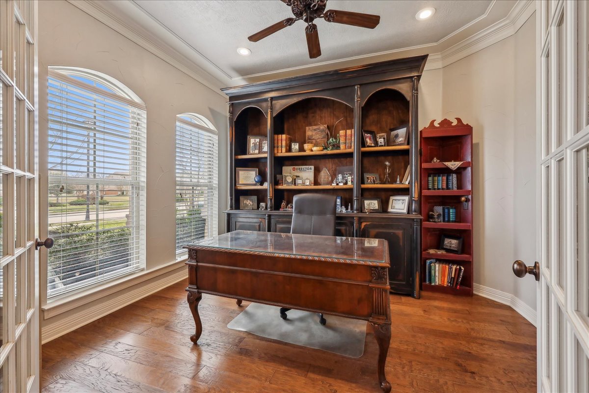 Lumberton, Texas, 77657, United States, 5 Bedrooms Bedrooms, ,4 BathroomsBathrooms,Residential,For Sale,1941970