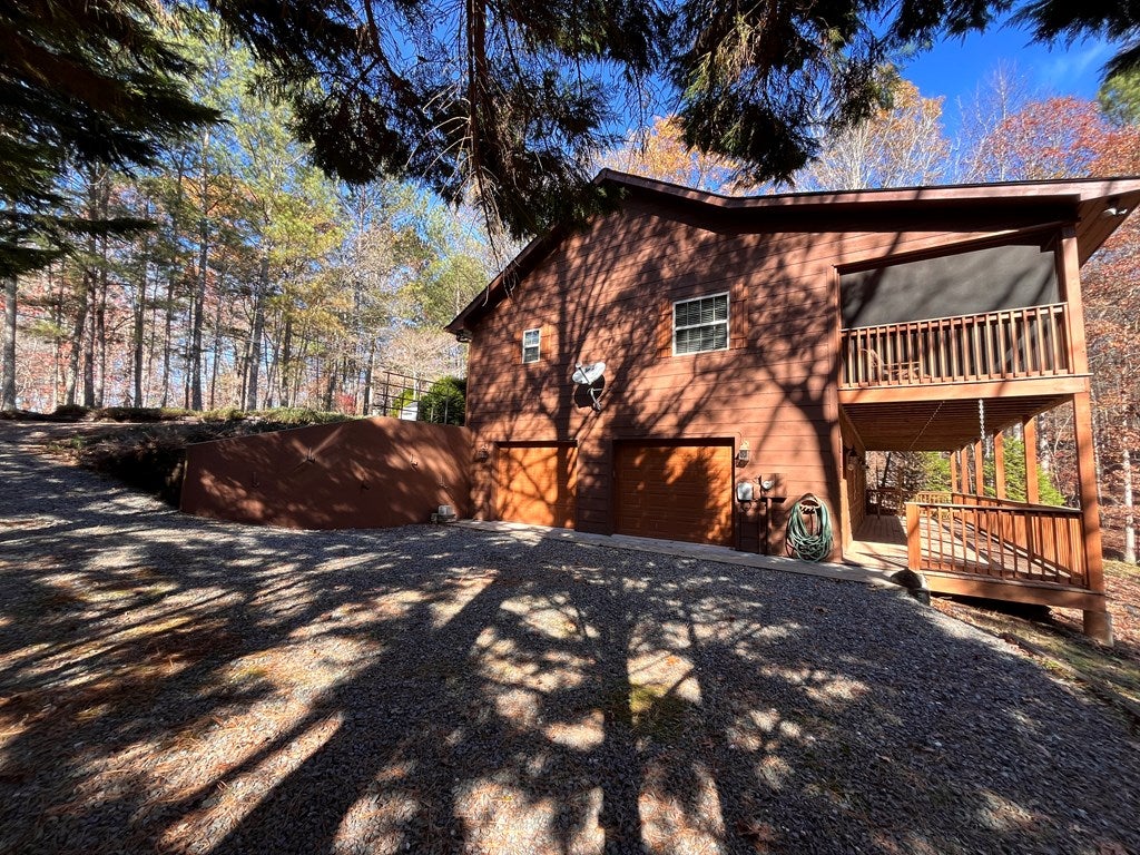 East Ellijay, Georgia, 30540, United States, 2 Bedrooms Bedrooms, ,3 BathroomsBathrooms,Residential,For Sale,1859127
