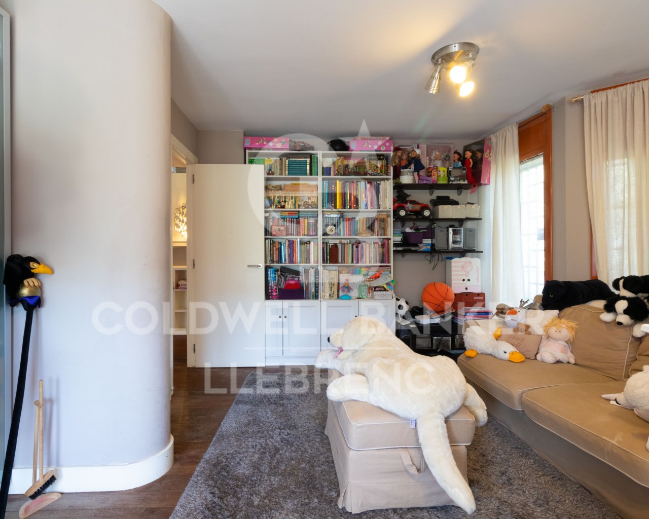 Barcelona, Barcelona, Sarri? - Sant Gervasi, Vallv, Barcelona, Catalonia, ES, 5 Bedrooms Bedrooms, ,4 BathroomsBathrooms,Residential,For Sale,Barcelona, Barcelona, Sarri? - Sant Gervasi, Vallv,1627992