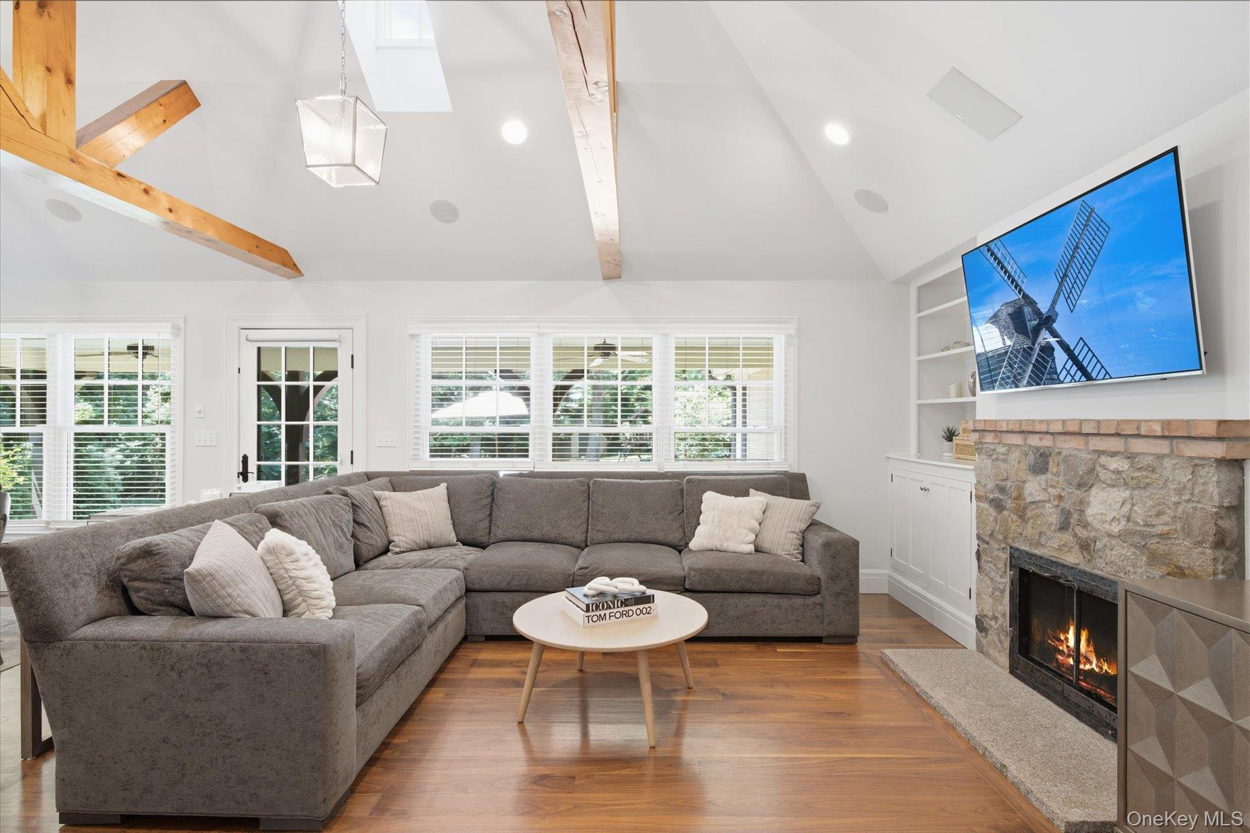  134 Sandy Hollow Road, Northport, NY, 11768 - 物件實景