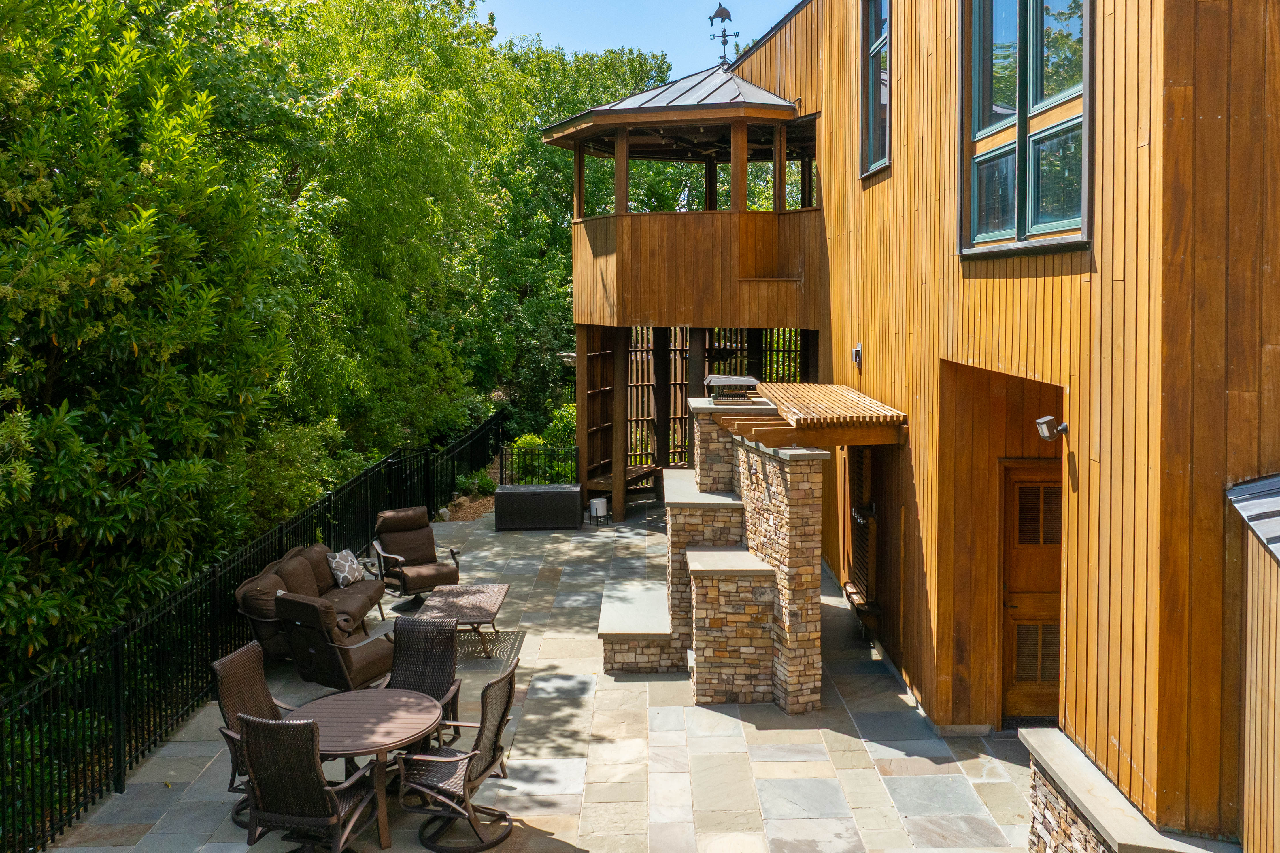  2252 Sandpiper Road, Virginia Beach, VA 23456 - 物件實景