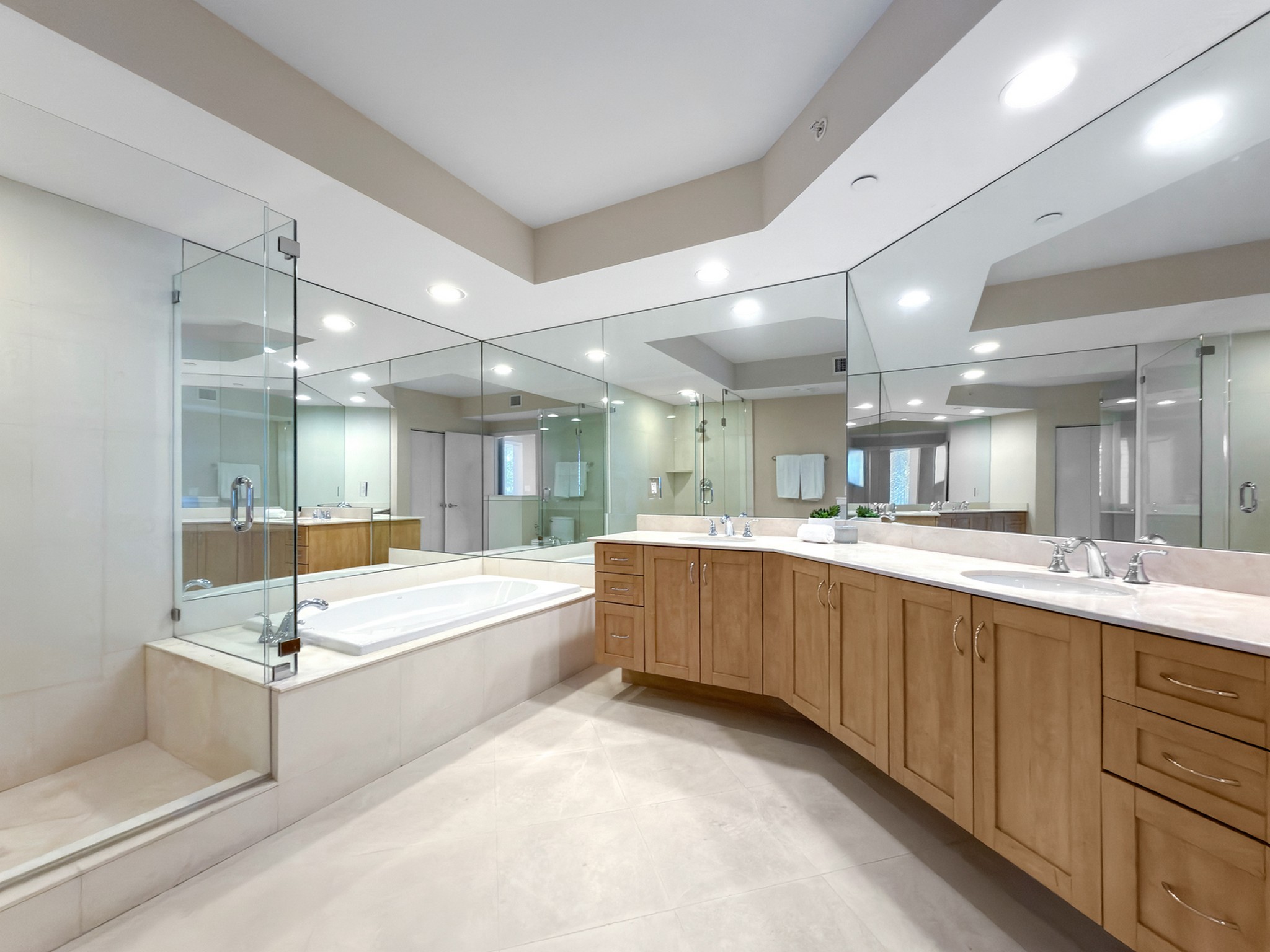  2831 N Ocean Boulevard, Fort Lauderdale, FL, 33308 - 物件實景