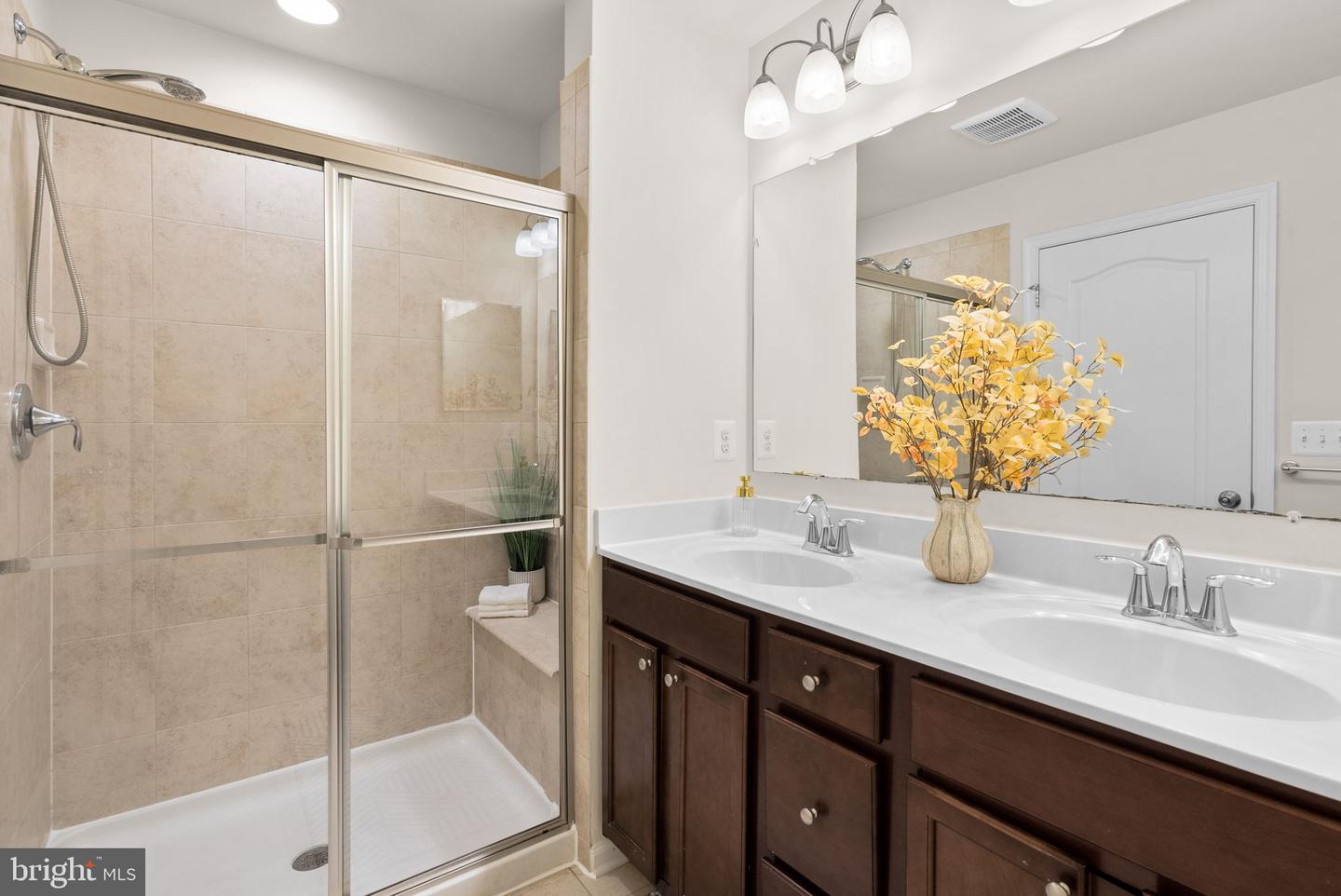 Elkridge, Maryland, 21075, United States, 4 Bedrooms Bedrooms, ,4 BathroomsBathrooms,Residential,For Sale,2002050