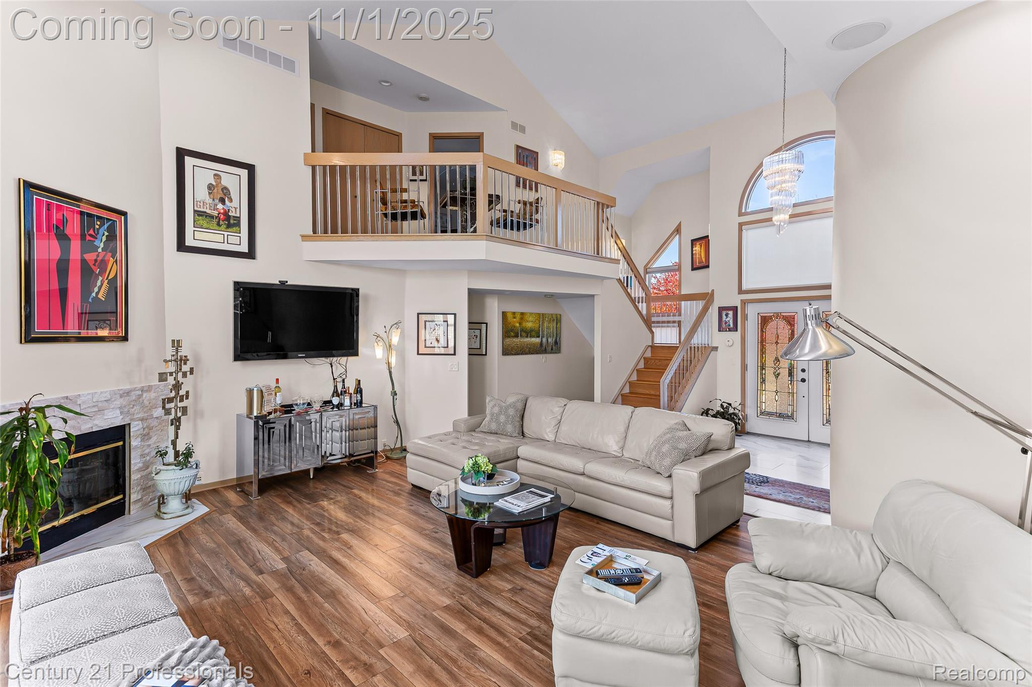 FarmingtonHills, Michigan, 48331, United States, 3 Bedrooms Bedrooms, ,3 BathroomsBathrooms,Residential,For Sale,1983371