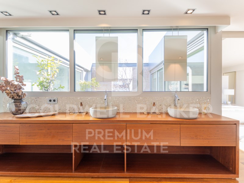 Sant Cugat del Vallès, Catalonia, ES, 6 Bedrooms Bedrooms, ,5 BathroomsBathrooms,Residential,For Sale,1624363
