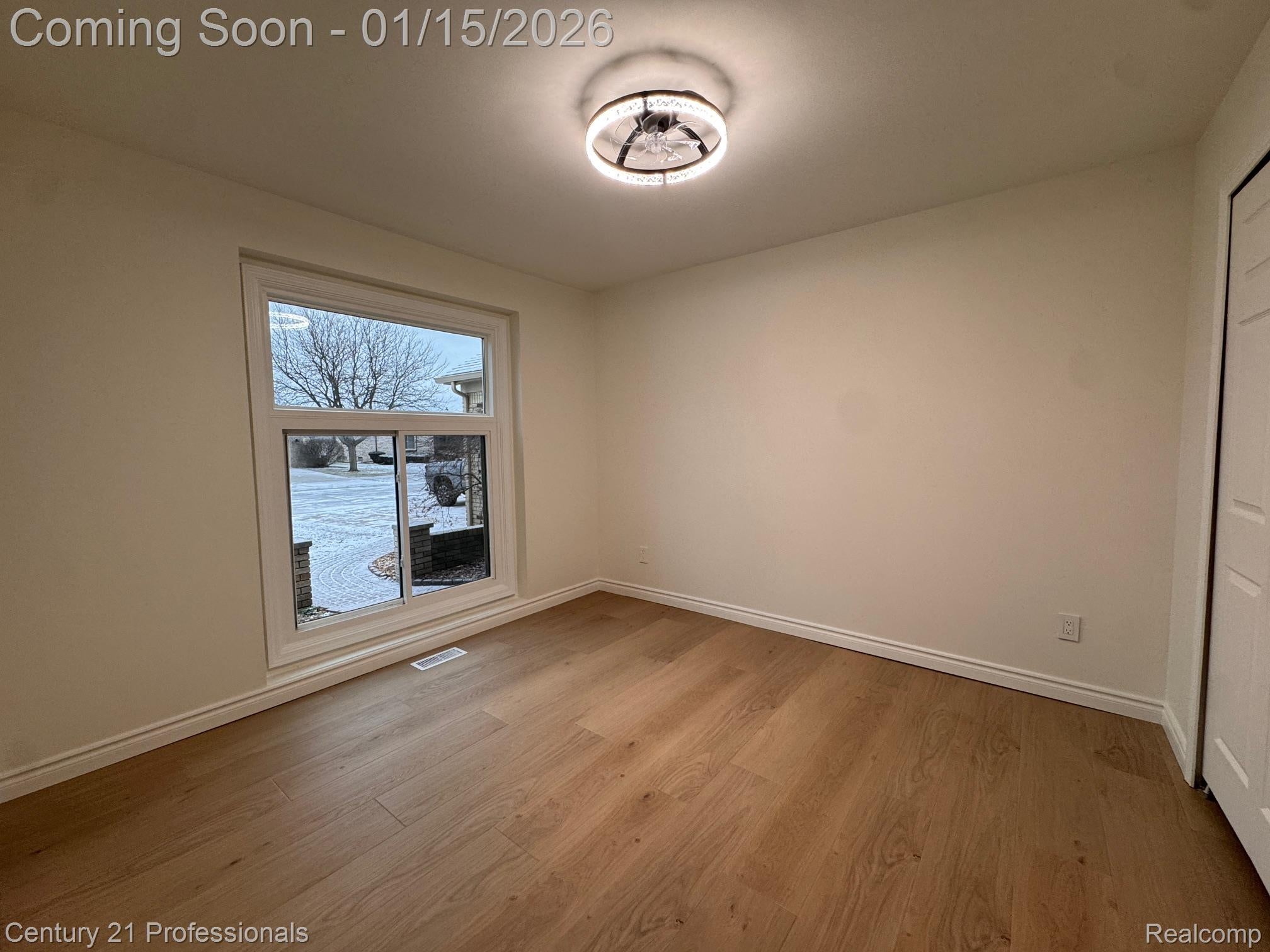 SterlingHeights, Michigan, 48310, United States, 3 Bedrooms Bedrooms, ,3 BathroomsBathrooms,Residential,For Sale,2010061