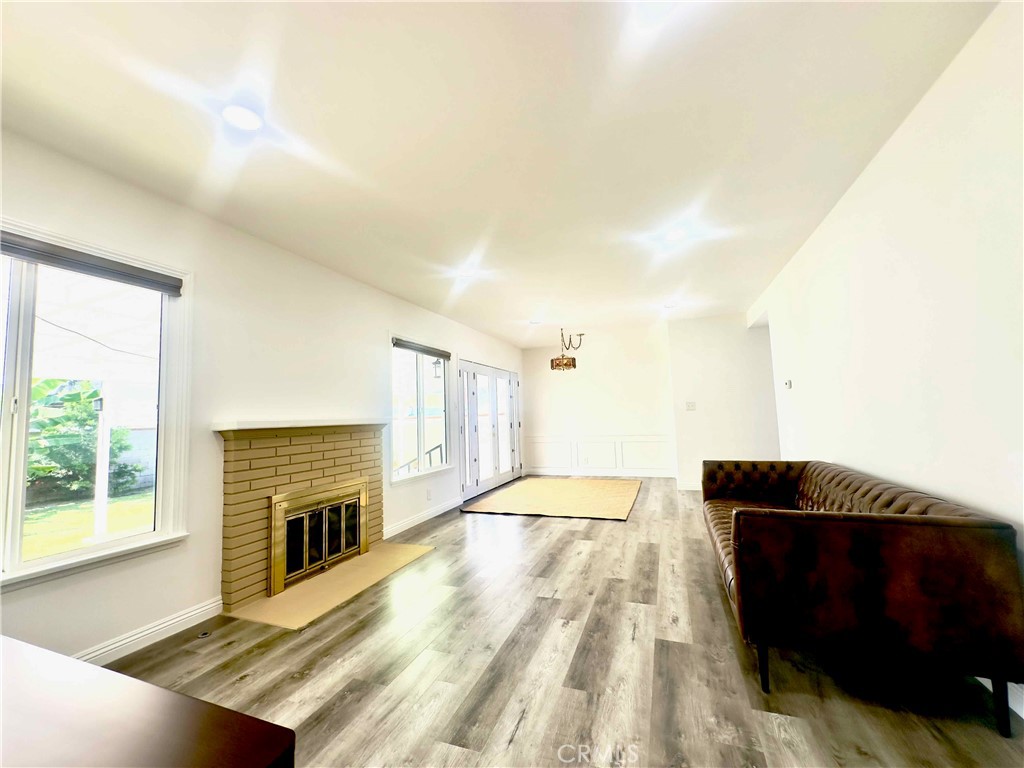 Downey, California, 90241, United States, 3 Bedrooms Bedrooms, ,2 BathroomsBathrooms,Residential,For Sale,1915568