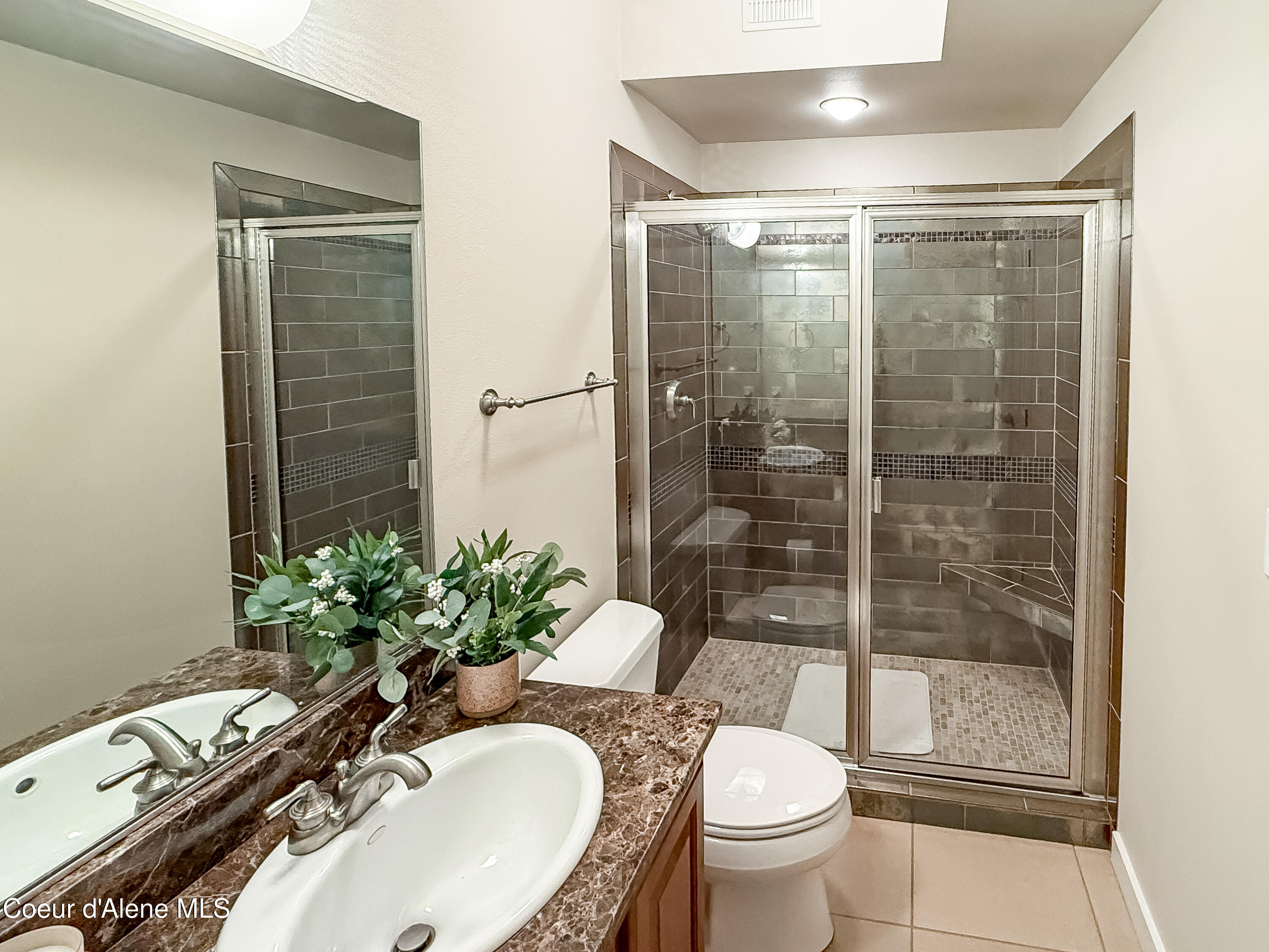 Post Falls, Idaho, 83854, United States, 3 Bedrooms Bedrooms, ,Residential,For Sale,1942155