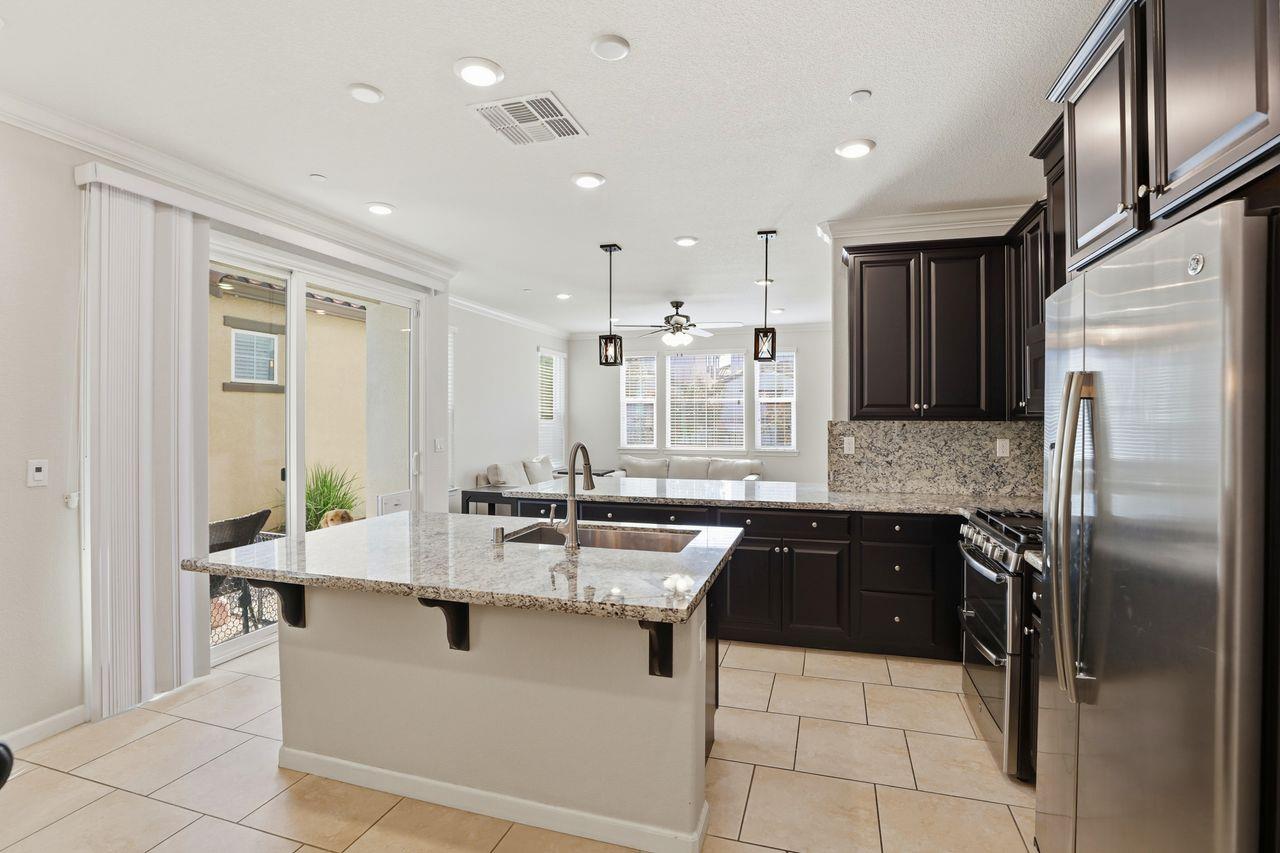 Roseville, California, 95747, United States, 3 Bedrooms Bedrooms, ,3 BathroomsBathrooms,Residential,For Sale,1993013