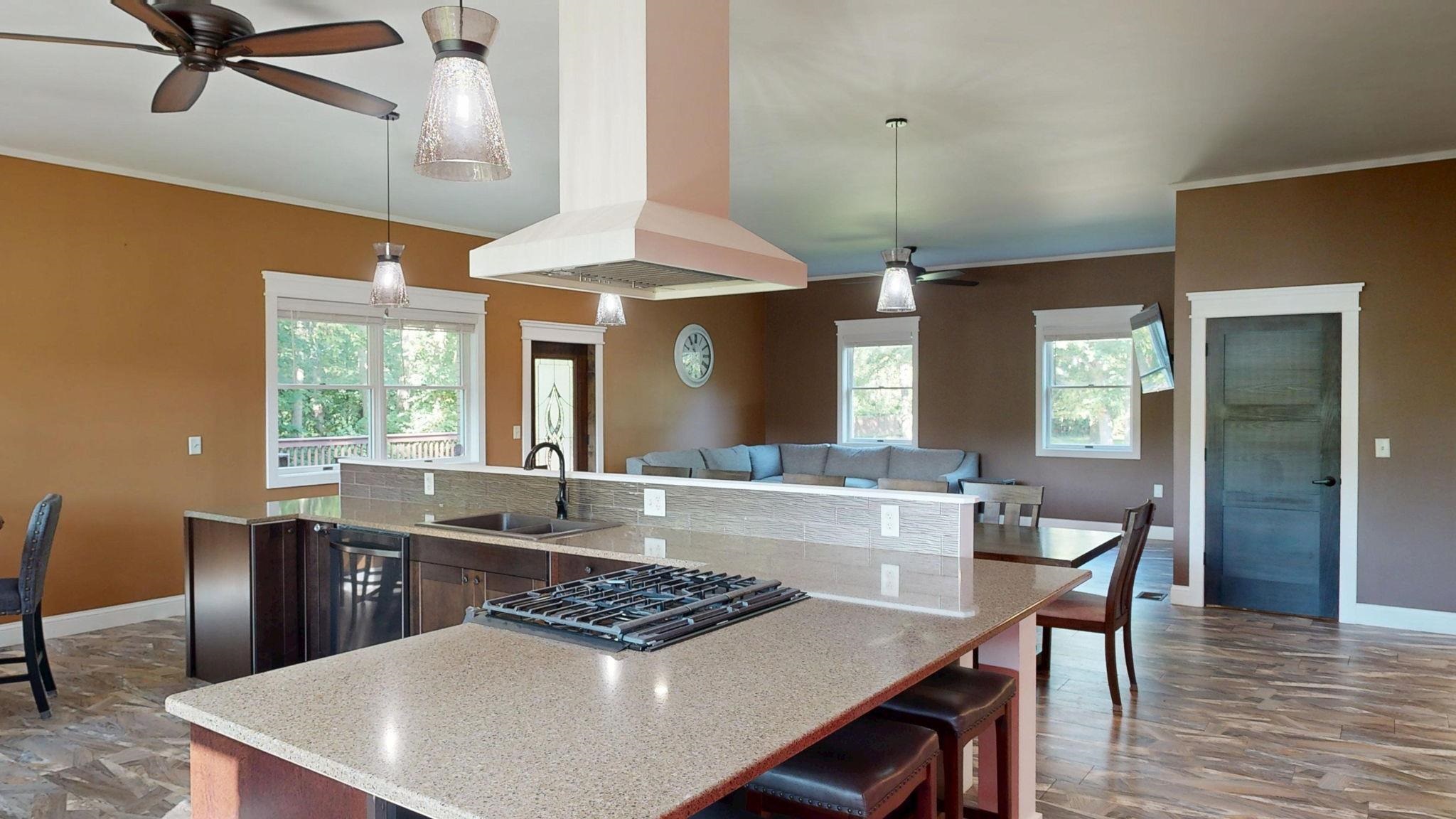 Midland, Michigan, 48640, United States, 9 Bedrooms Bedrooms, ,5 BathroomsBathrooms,Residential,For Sale,1943918