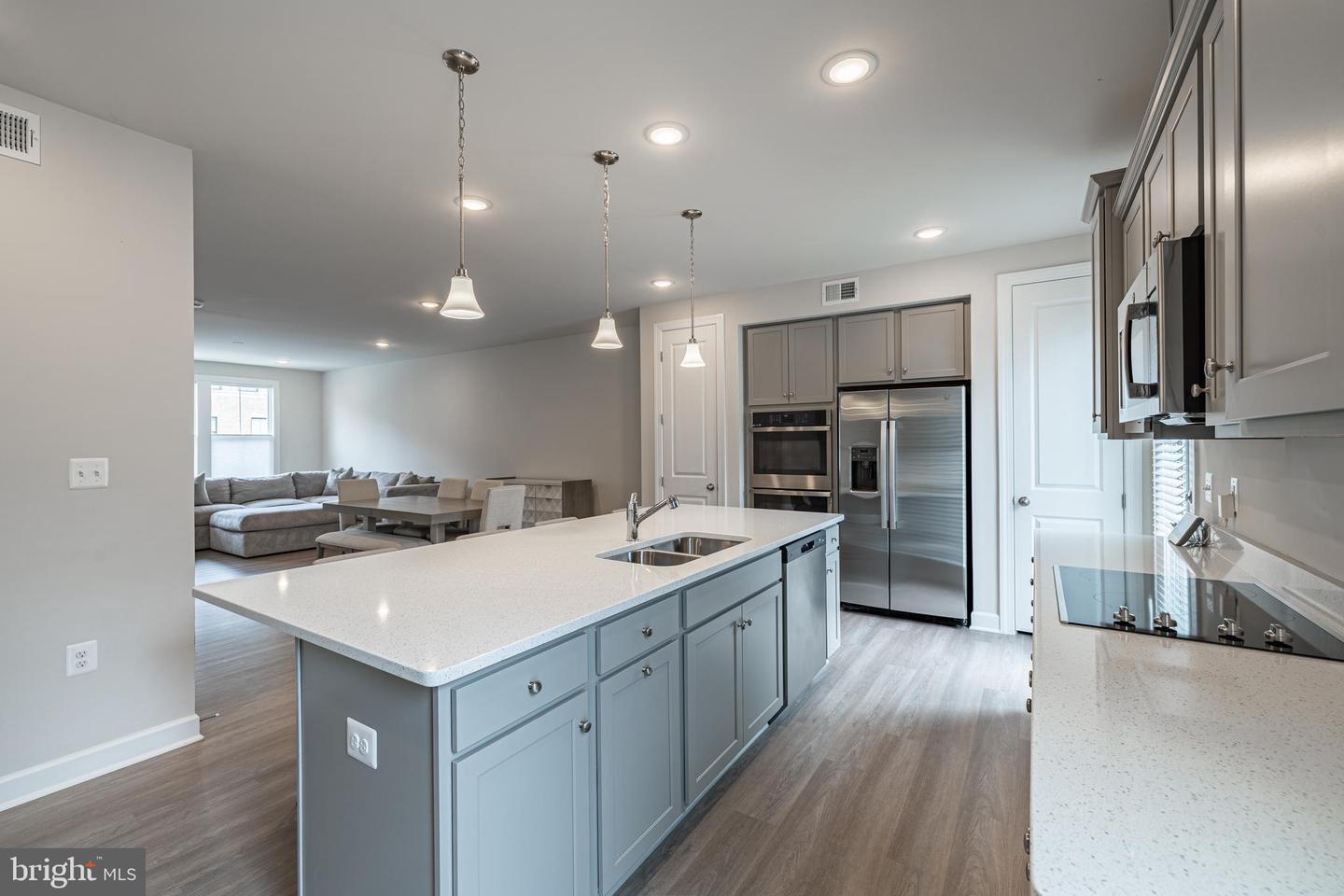 Alexandria, Virginia, 22306, United States, 3 Bedrooms Bedrooms, ,5 BathroomsBathrooms,Residential,For Sale,1913376