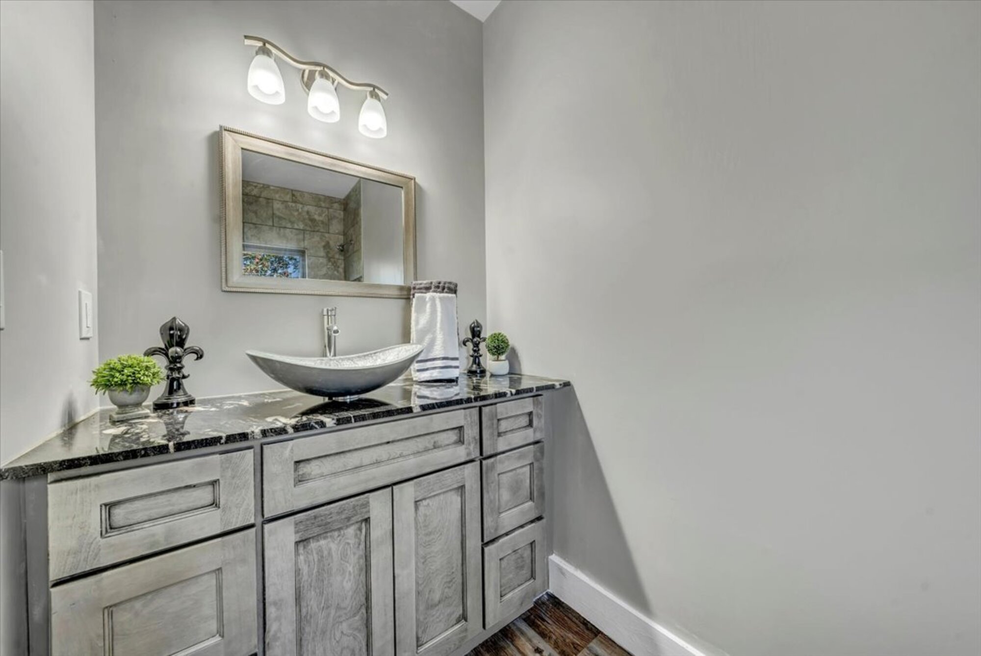  334 Camp Ney A Ti Rd - 物件實景