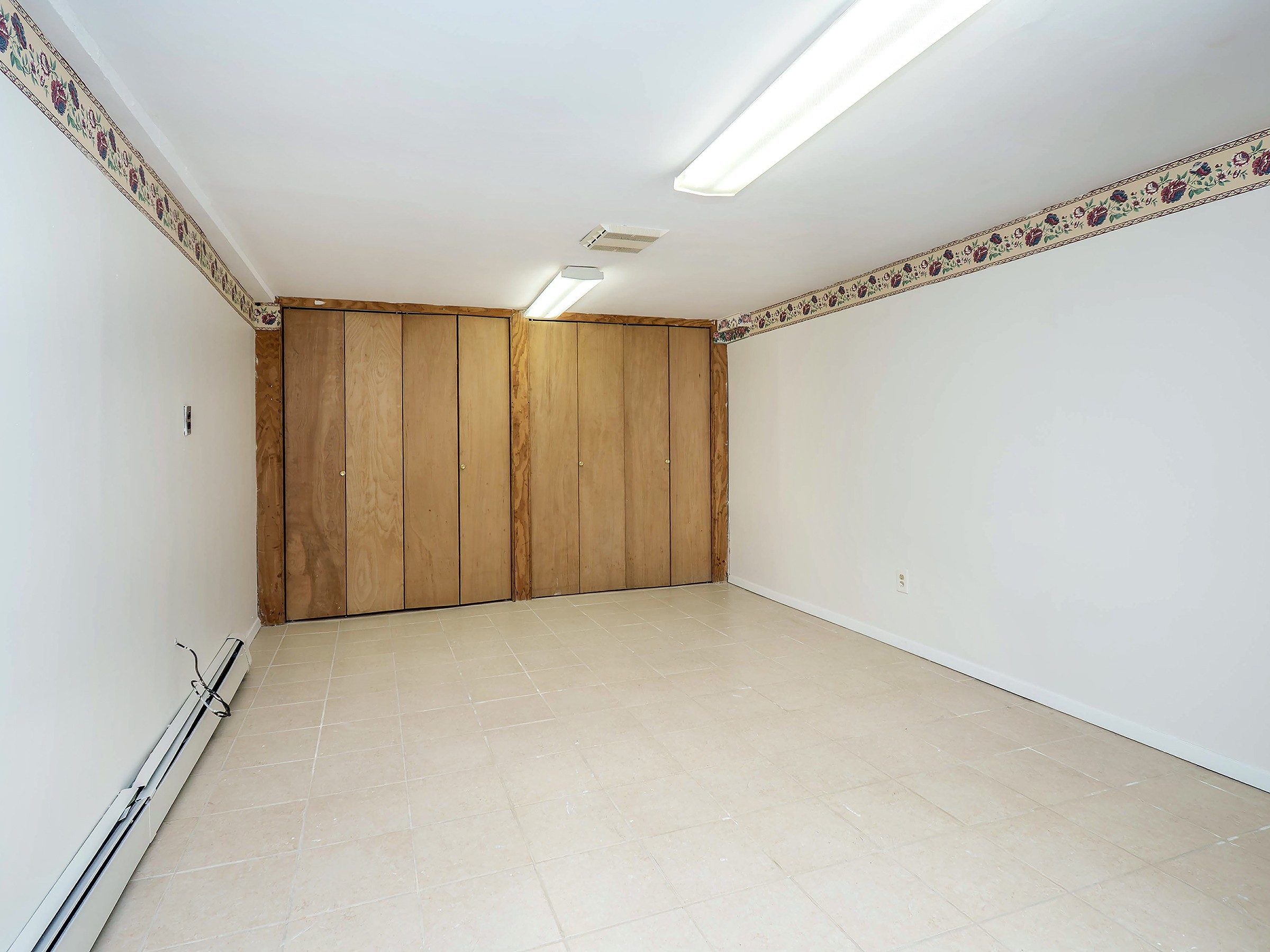  53A Grove Street, Glenwood Landing, NY, 11547 - 物件實景