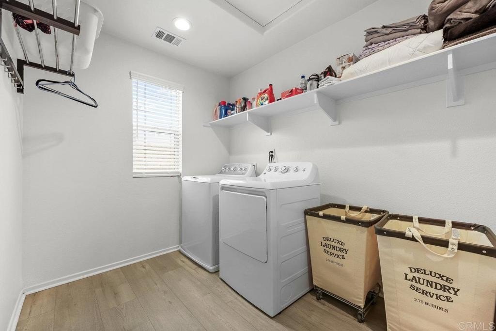 Valley Center, California, 92082, United States, 5 Bedrooms Bedrooms, ,4 BathroomsBathrooms,Residential,For Sale,1950839