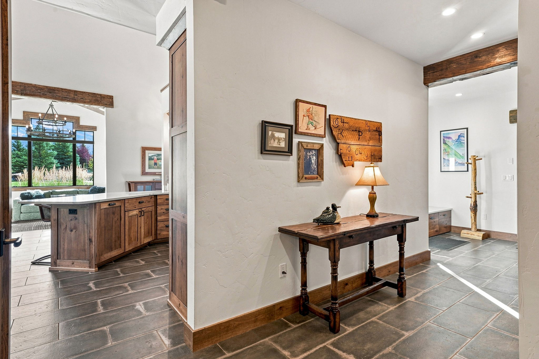  112 Brownstone Loop - 物件實景