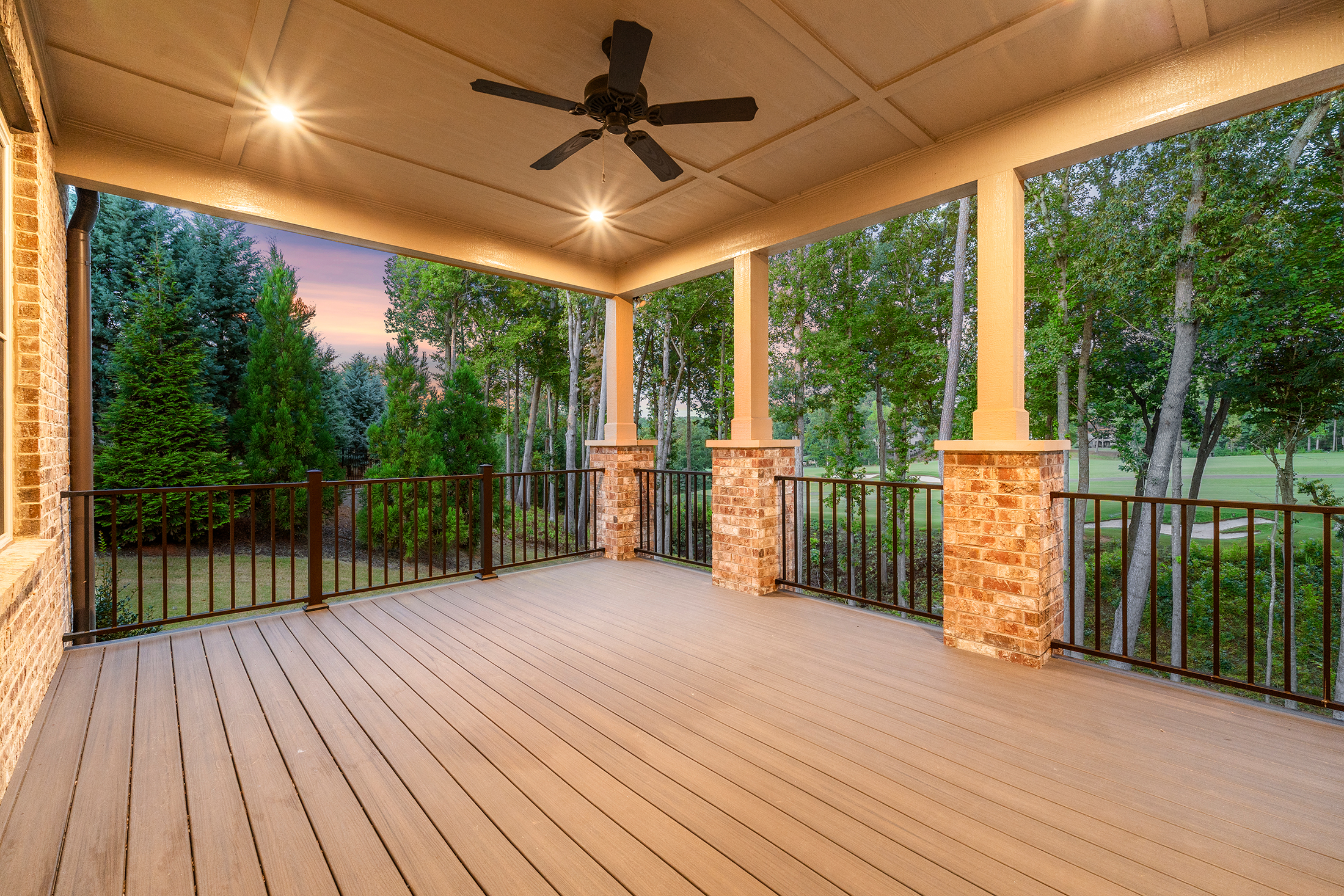  Charming Echelon Residence with Breathtaking Golf Course Views - 物件實景