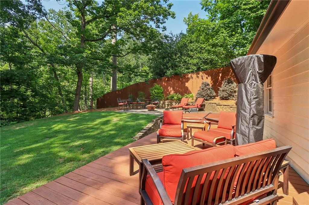 Flowery Branch, Georgia, 30542, United States, 4 Bedrooms Bedrooms, ,3 BathroomsBathrooms,Residential,For Sale,1923417
