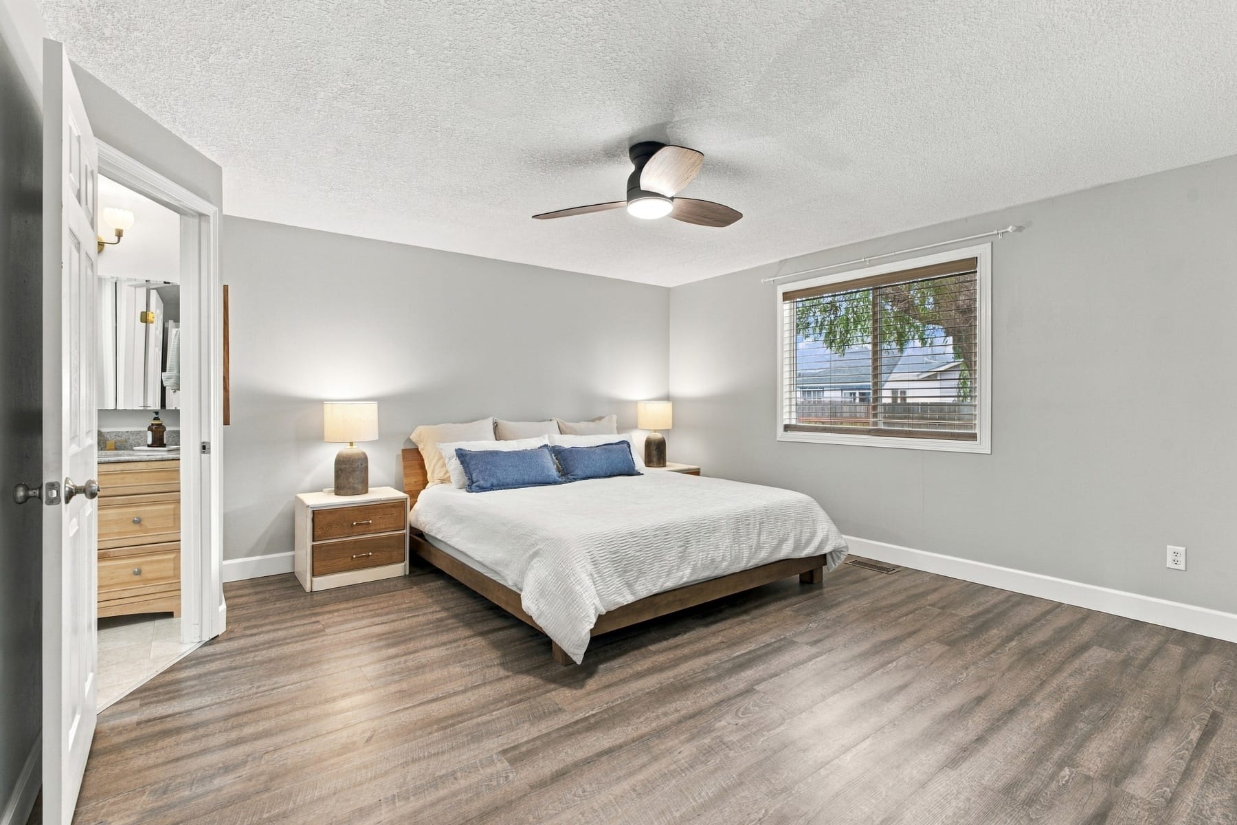  1424 SW 209TH AVE Beaverton, OR 97003 - 物件實景