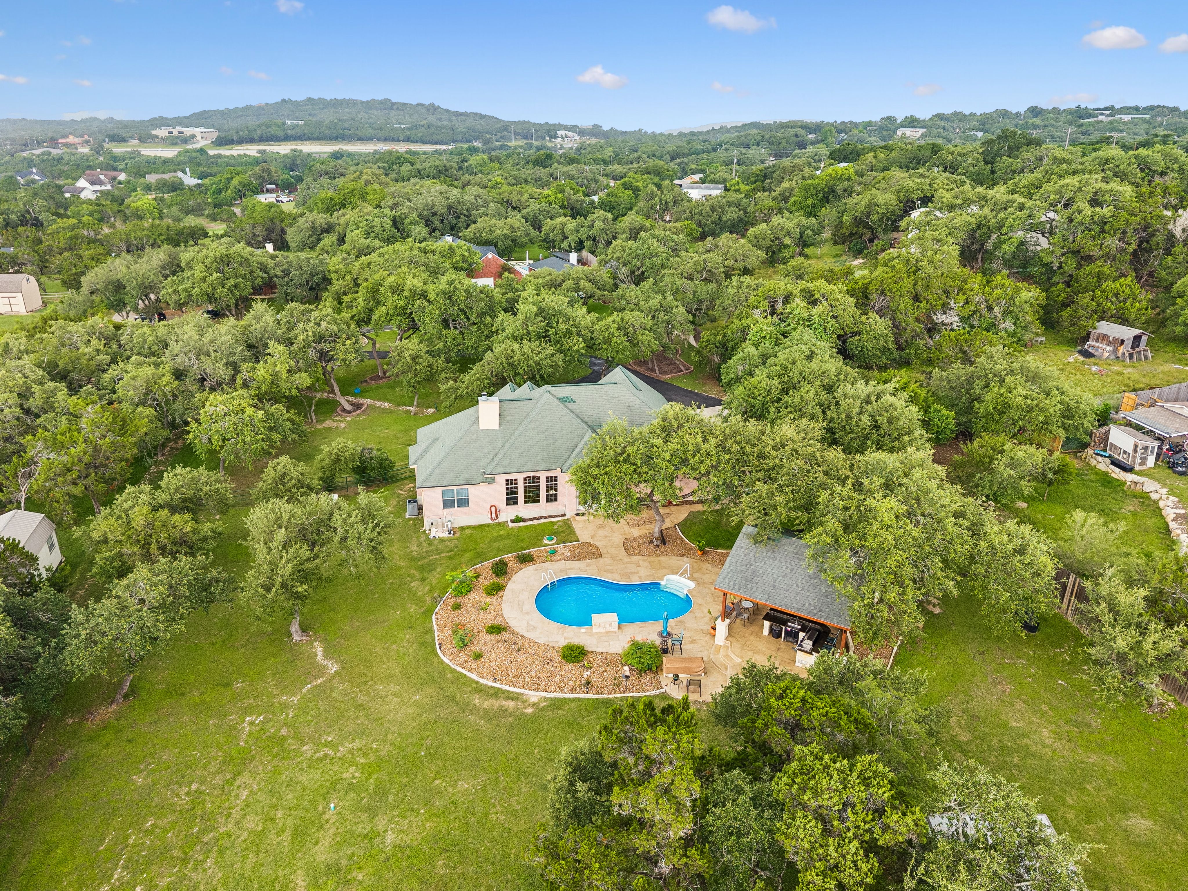  Pool, Pavilion & Peaceful Hill Country Living - 物件實景