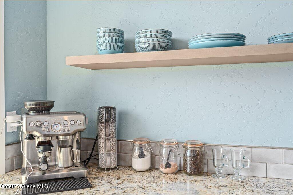 Sandpoint, Idaho, 83864, United States, 4 Bedrooms Bedrooms, ,3 BathroomsBathrooms,Residential,For Sale,1983378