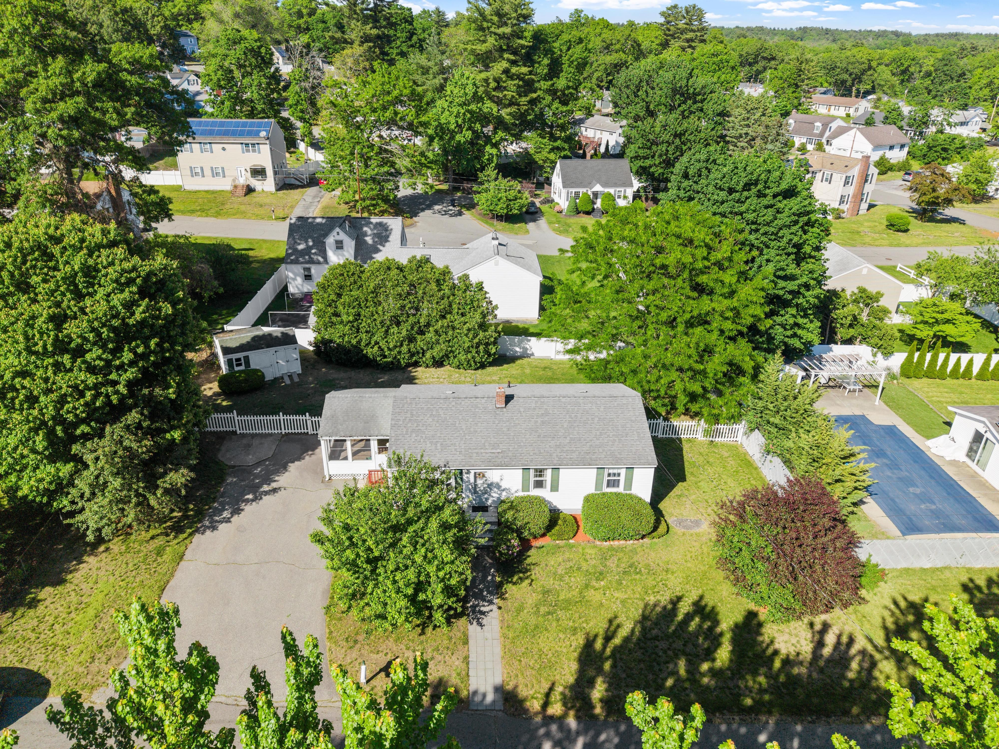  27 Sunset Road, Dracut, MA 01826 - 物件實景