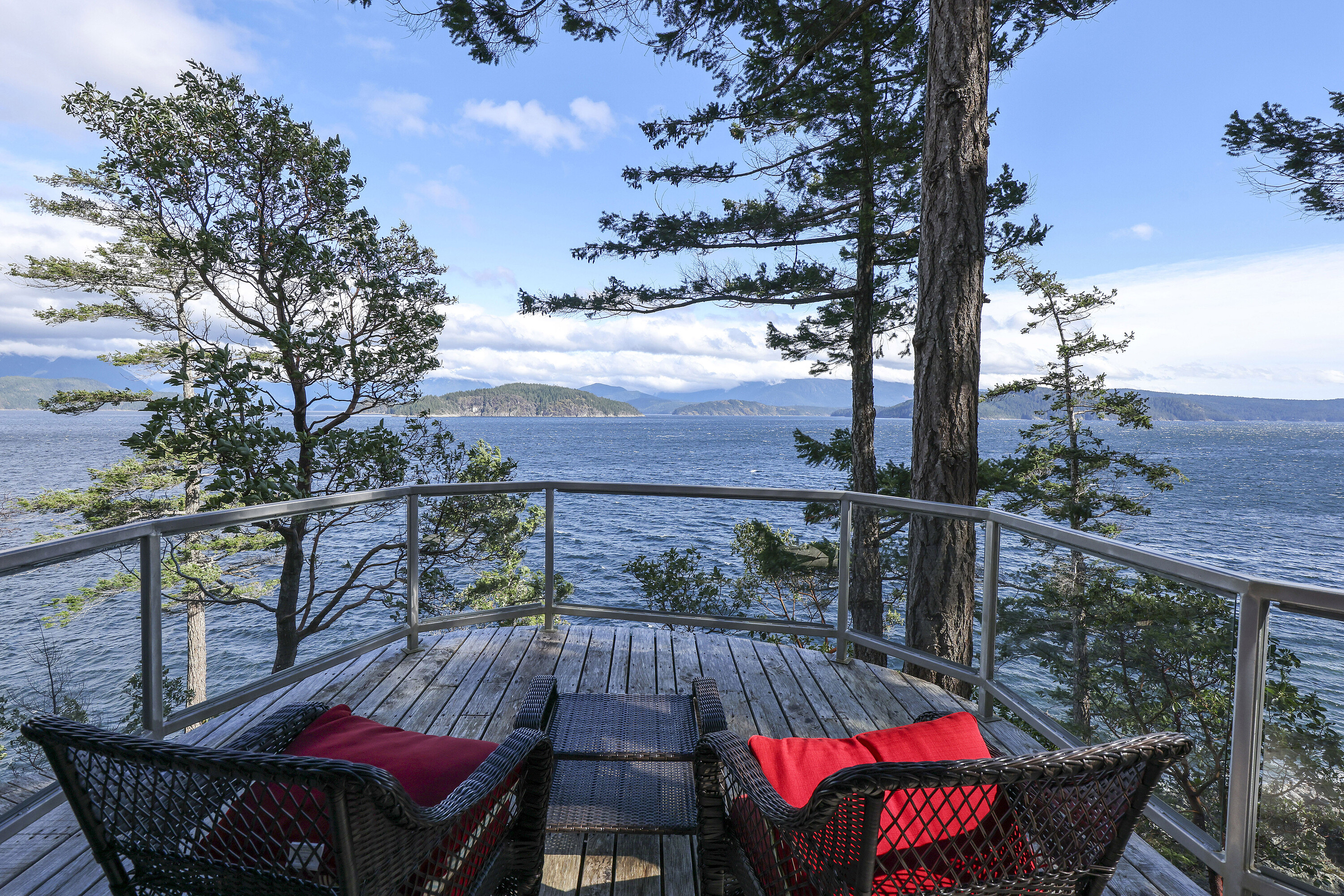  Private Lake Property - 物件實景