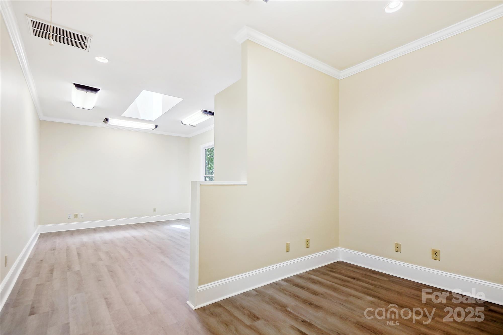 Fort Mill, South Carolina, 29715, United States, 4 Bedrooms Bedrooms, ,4 BathroomsBathrooms,Residential,For Sale,1898922
