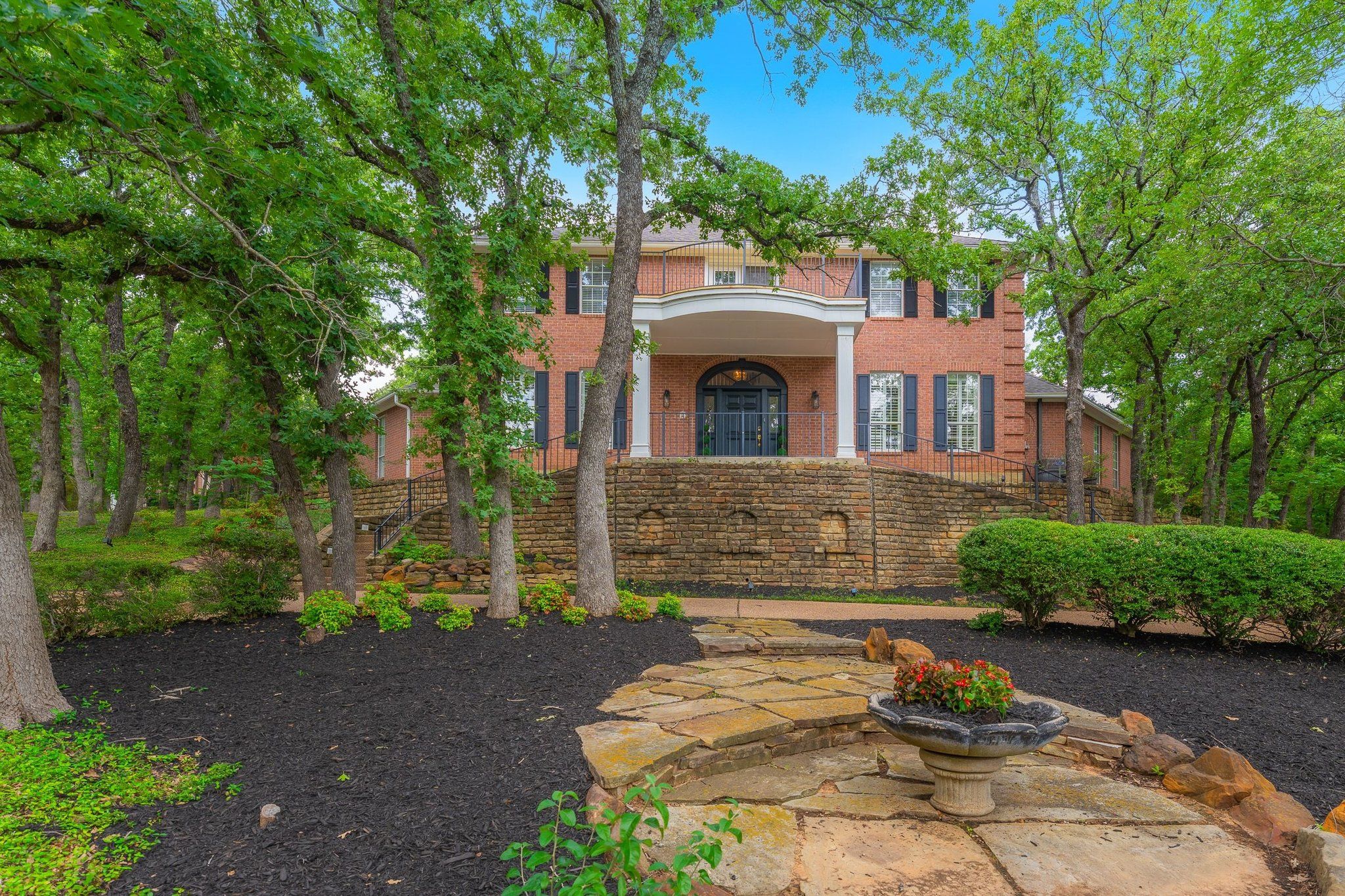  Hilltop Luxury in Monticello with Panoramic Views & Outdoor Amenities - 物件實景