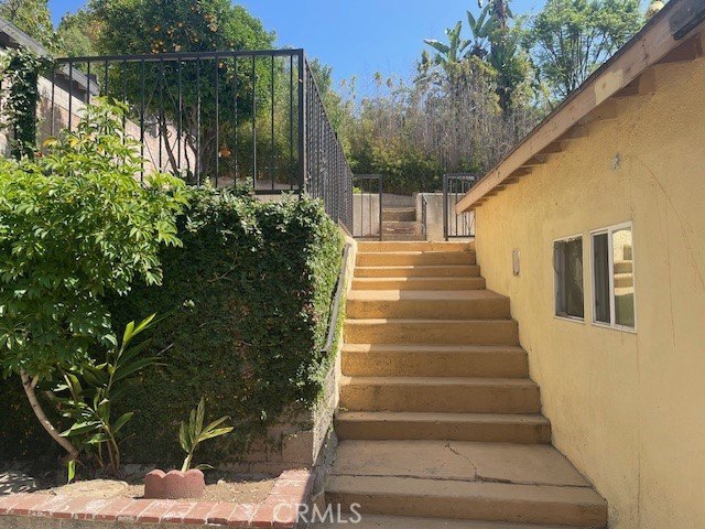 Los Angeles, California, 90065, United States, 2 Bedrooms Bedrooms, ,1 BathroomBathrooms,Residential,For Sale,1931706