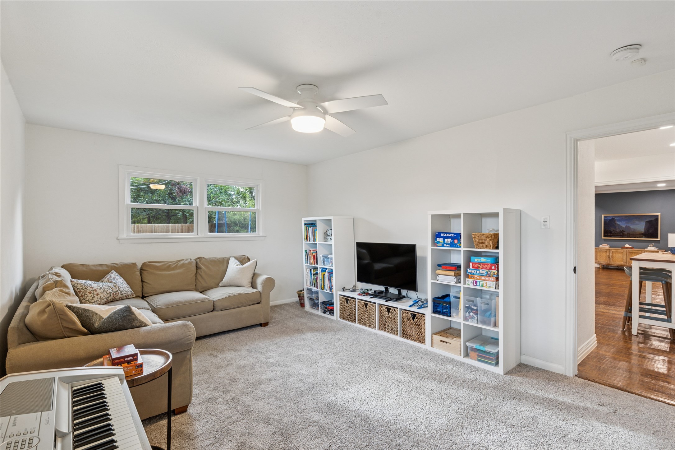 Fort Worth, Texas, 76116, United States, 4 Bedrooms Bedrooms, ,2 BathroomsBathrooms,Residential,For Sale,1957427