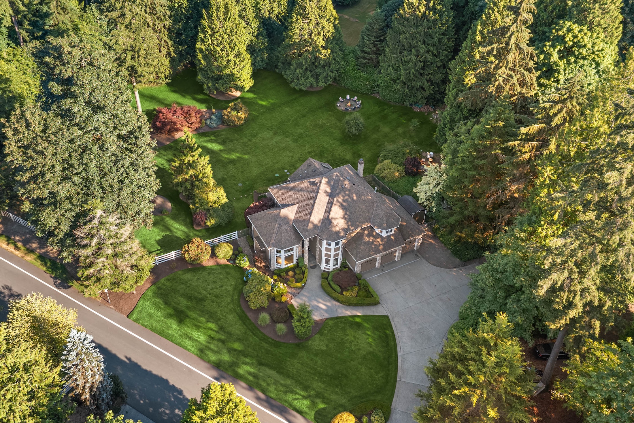  Craftsman Retreat in Sutton Place - 物件實景