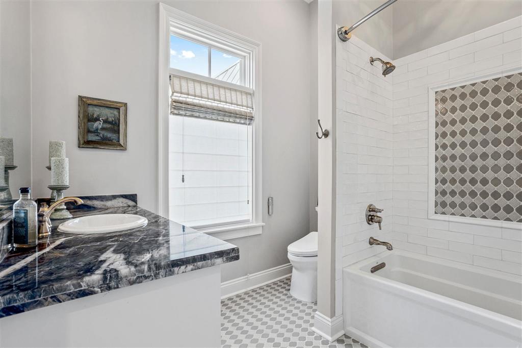Lake Charles, Louisiana, 70605, United States, 5 Bedrooms Bedrooms, ,8 BathroomsBathrooms,Residential,For Sale,2017314