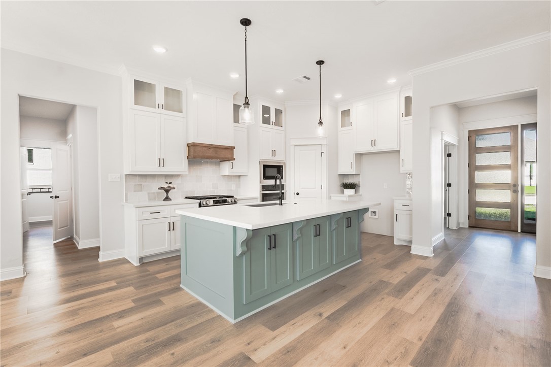 College Station, Texas, 77845, United States, 4 Bedrooms Bedrooms, ,3 BathroomsBathrooms,Residential,For Sale,2000536