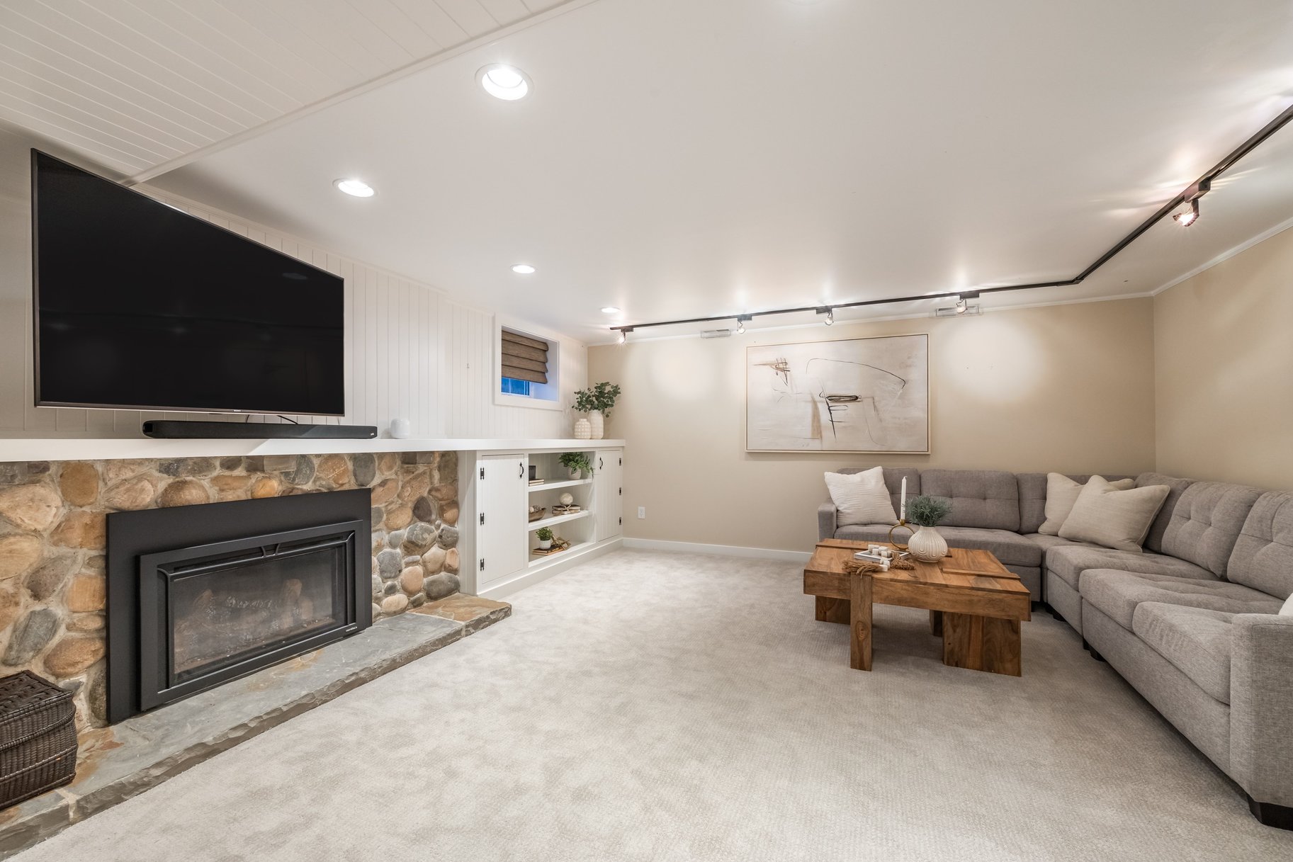  Tastefully Updated Holladay Rambler on .60 acre Manicured Lot - 物件實景