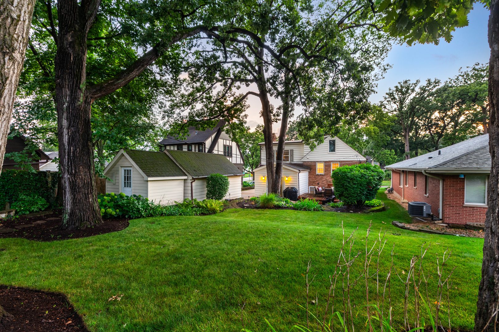 Downers Grove, Illinois, 60515, United States, 3 Bedrooms Bedrooms, ,3 BathroomsBathrooms,Residential,For Sale,1925036